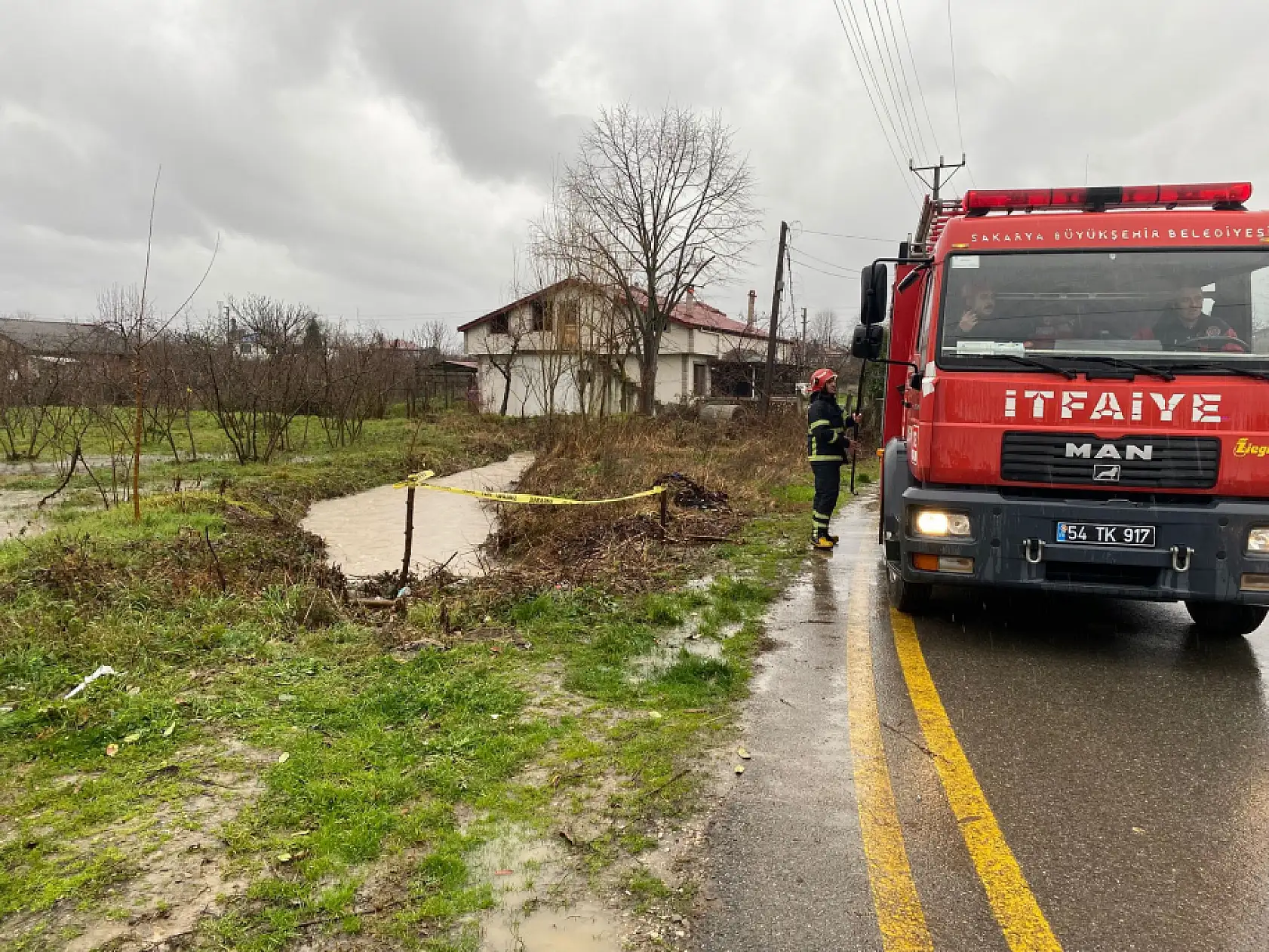 Acı olay: Tıkanan rögarı açmak isterken canından oldu