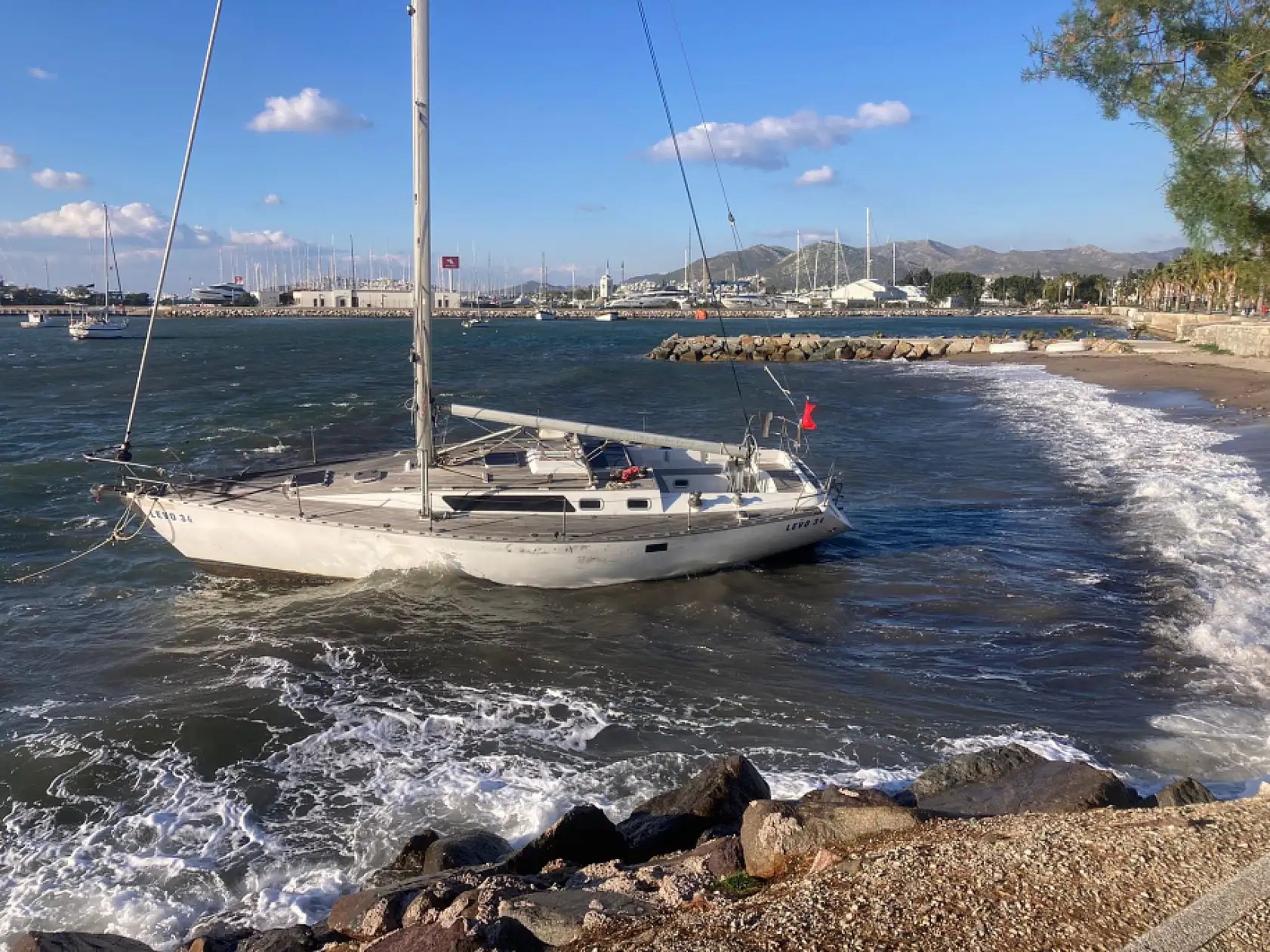 Muğla'da fırtına devam ediyor