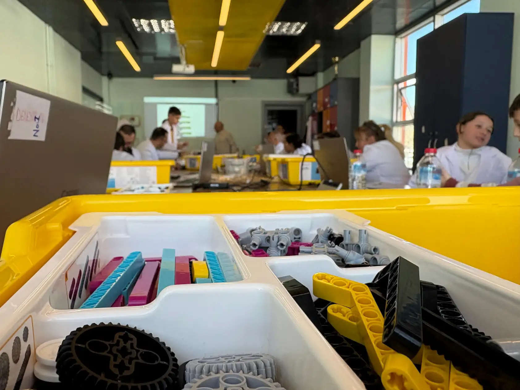 Deneyap teknoloji atölyelerinde aileler ve çocuklar birlikte öğreniyor