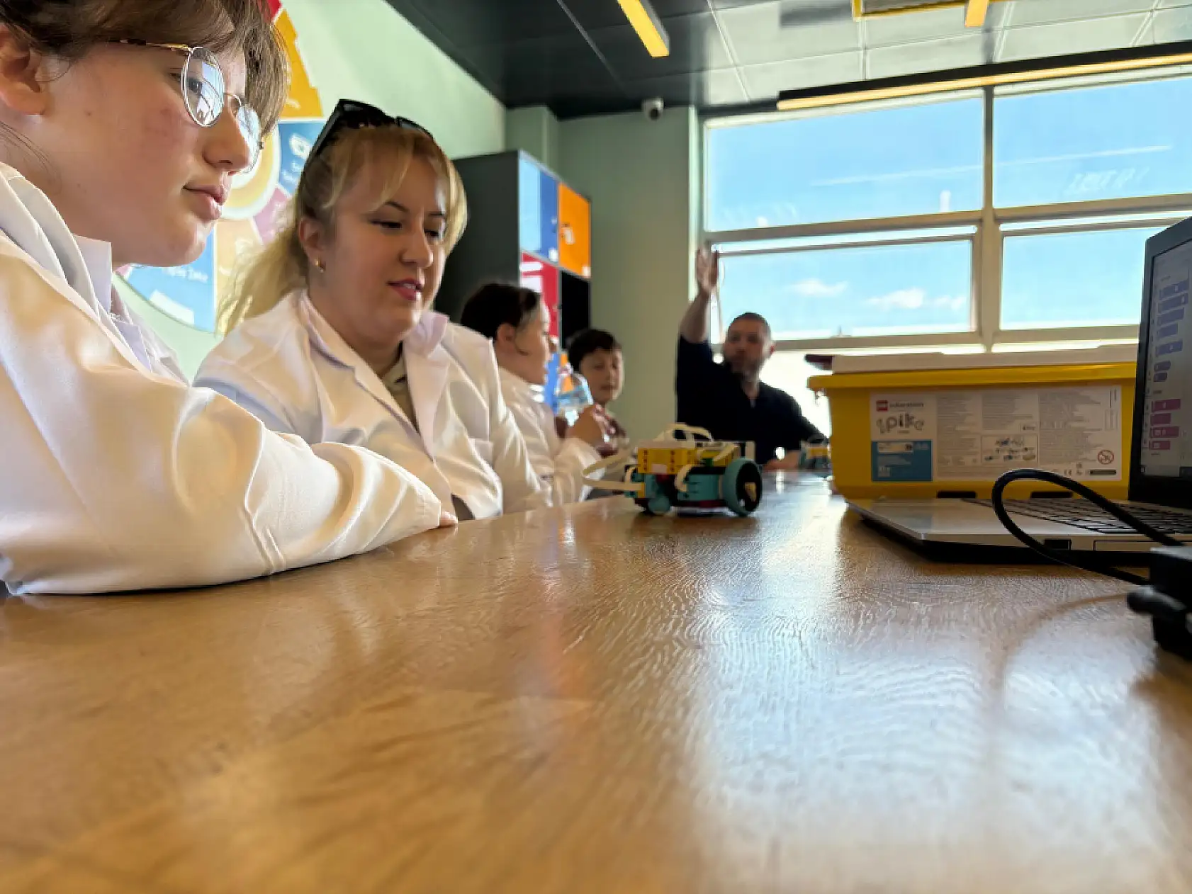 Deneyap teknoloji atölyelerinde aileler ve çocuklar birlikte öğreniyor