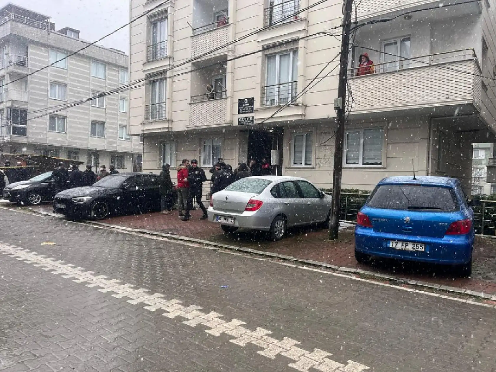 İstanbul'da korkunç cinayet! Tartıştığı eşini boğarak öldürdü