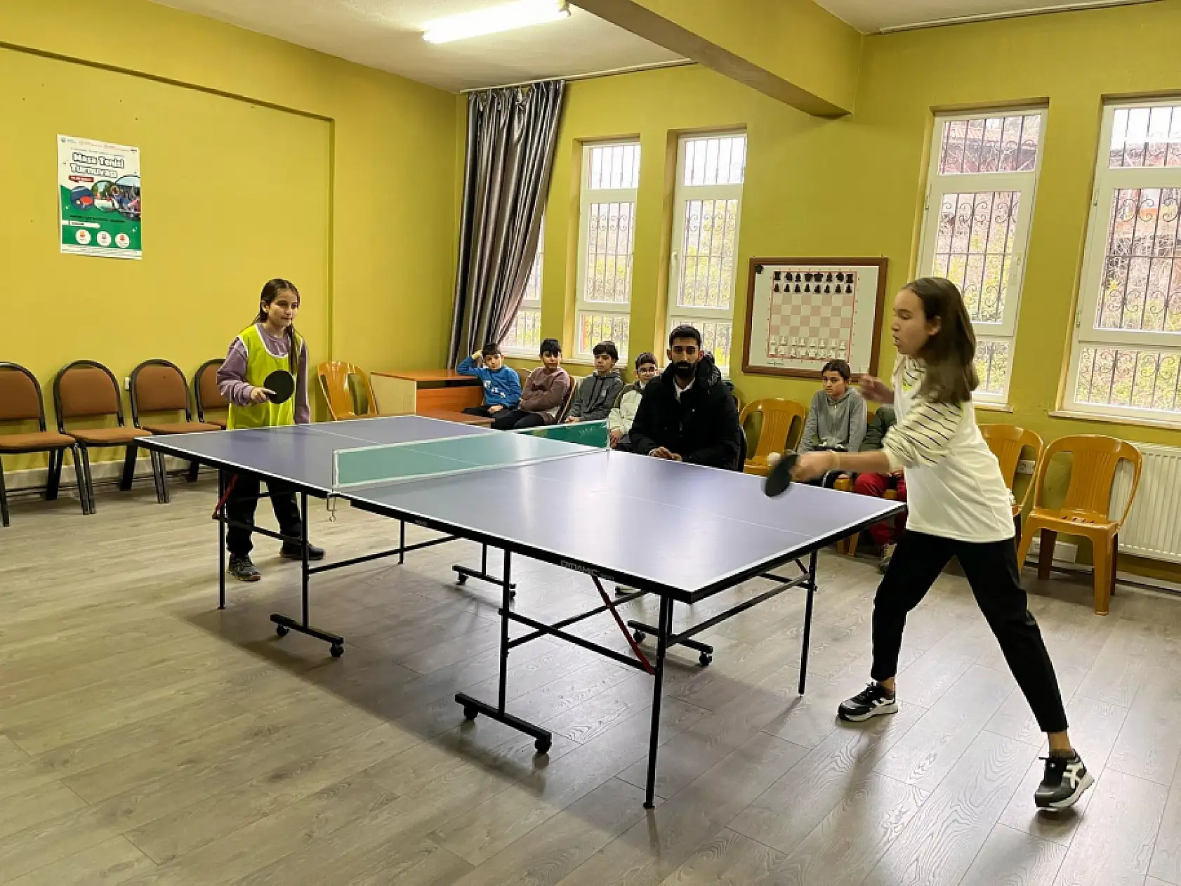 Marmaris'te masa tenisi turnuvaları devam ediyor