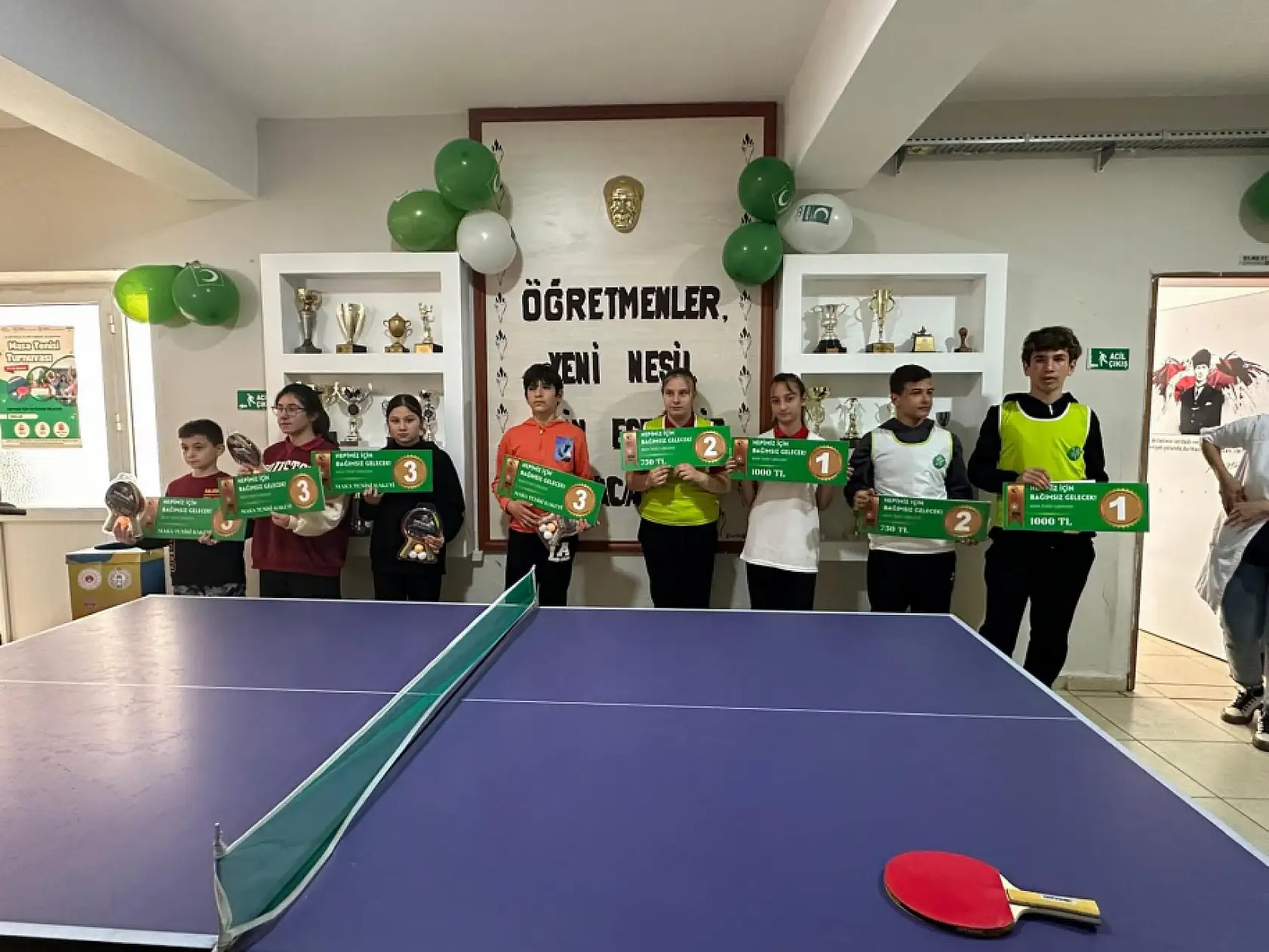 Marmaris'te masa tenisi turnuvaları devam ediyor