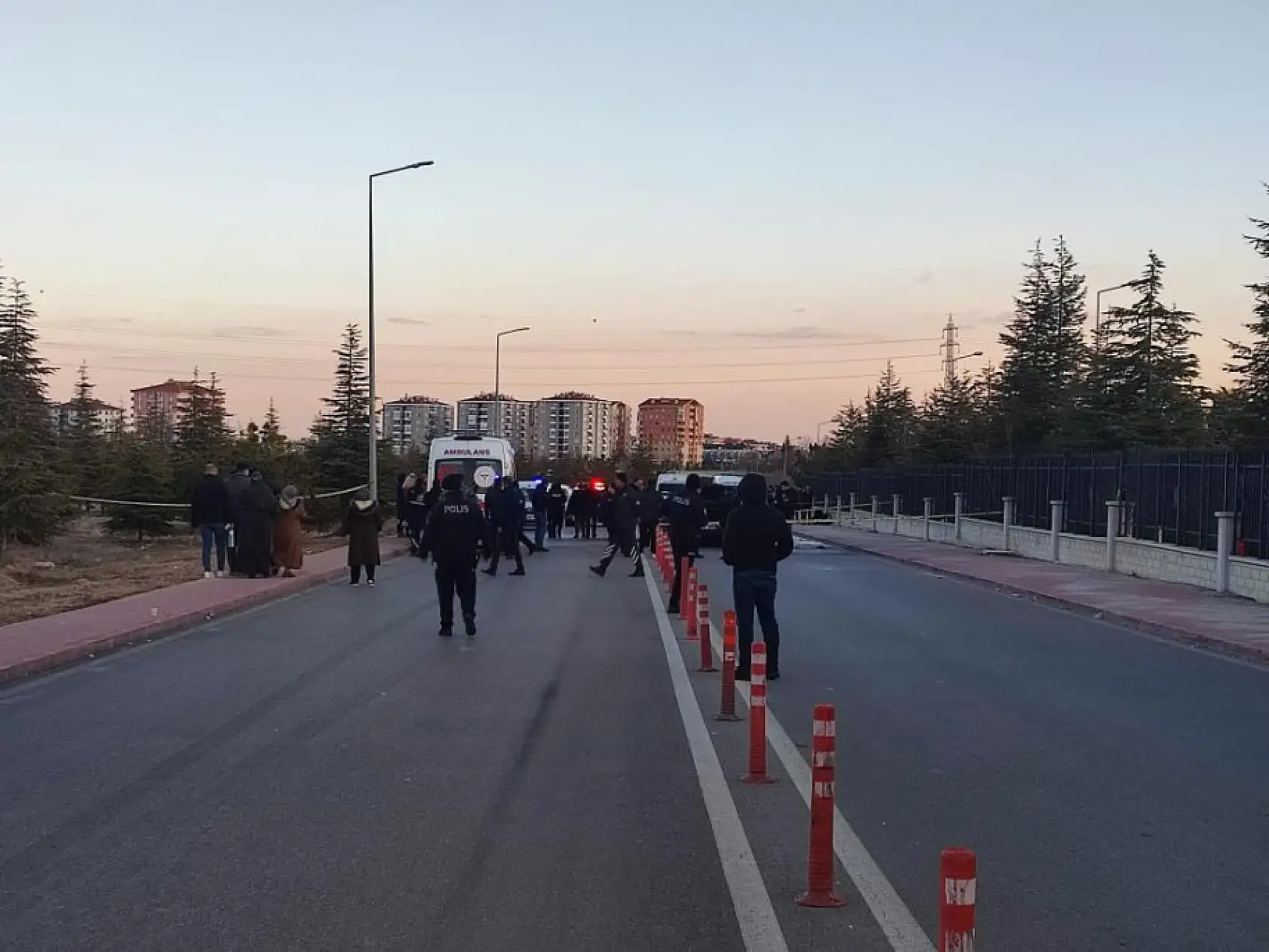 Otomobilde korkunç yangın! 3 aylık bebek ve teyzesi hayatını kaybetti