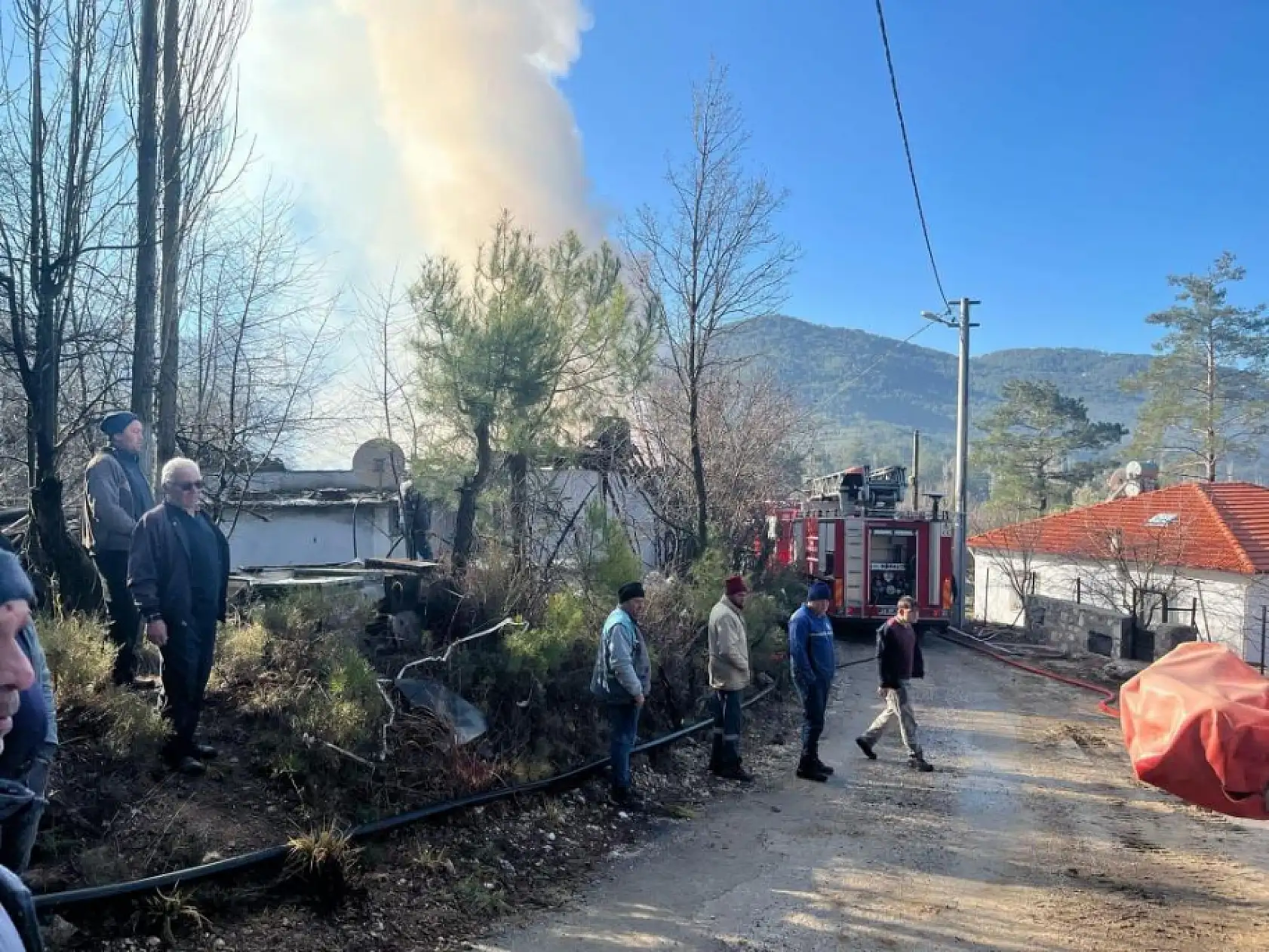 Fethiye'de yangın faciası: 2 kişi hayatını kaybetti