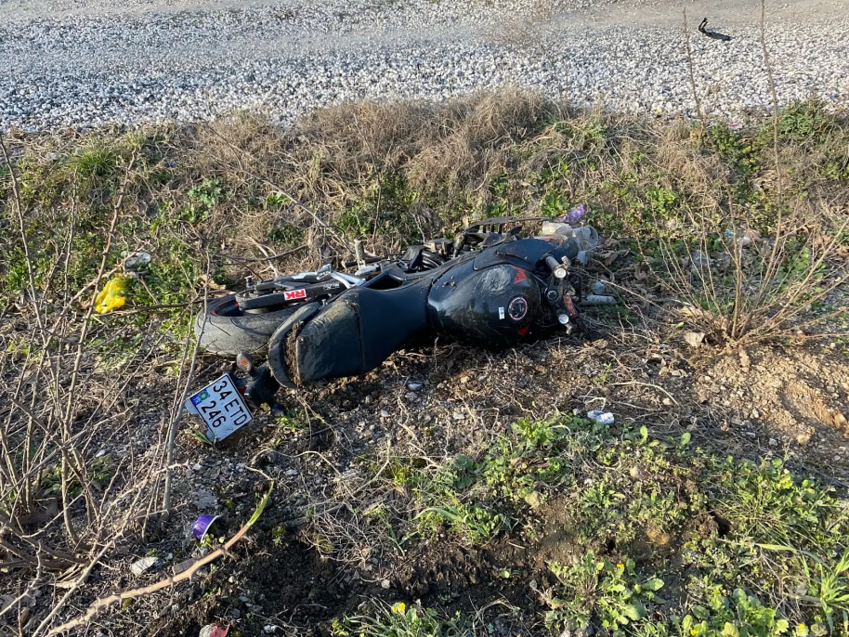 Emanet aldığı motosikletle kaza yapan genç toprağa verildi