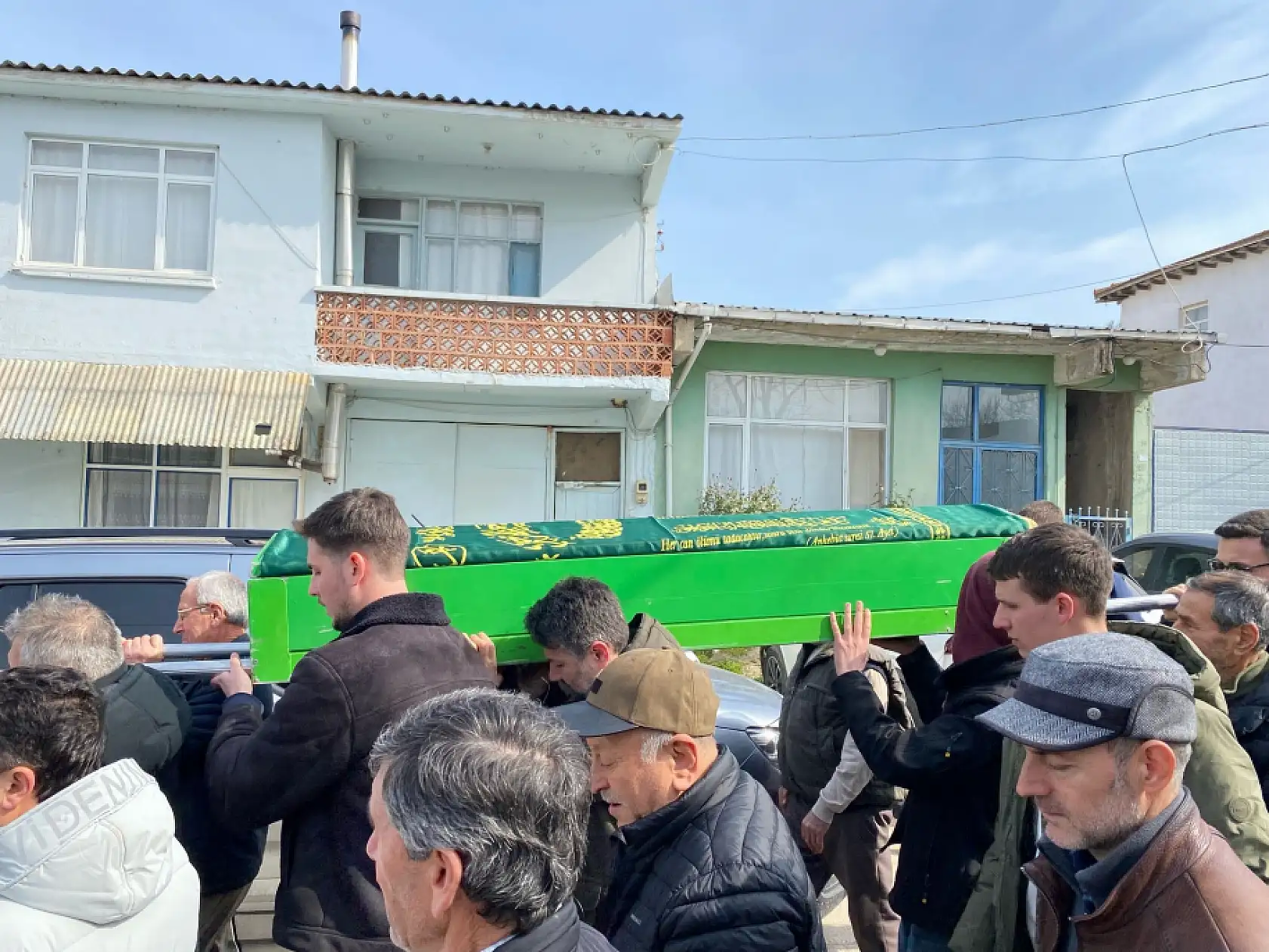 Emanet aldığı motosikletle kaza yapan genç toprağa verildi