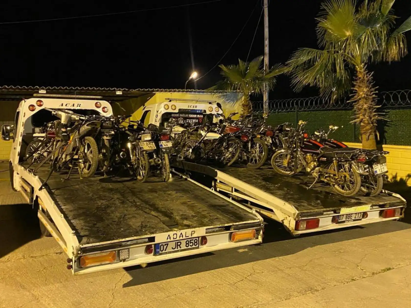 Sosyal medyada anlaştılar, yarışa çıkamadan yakalandılar