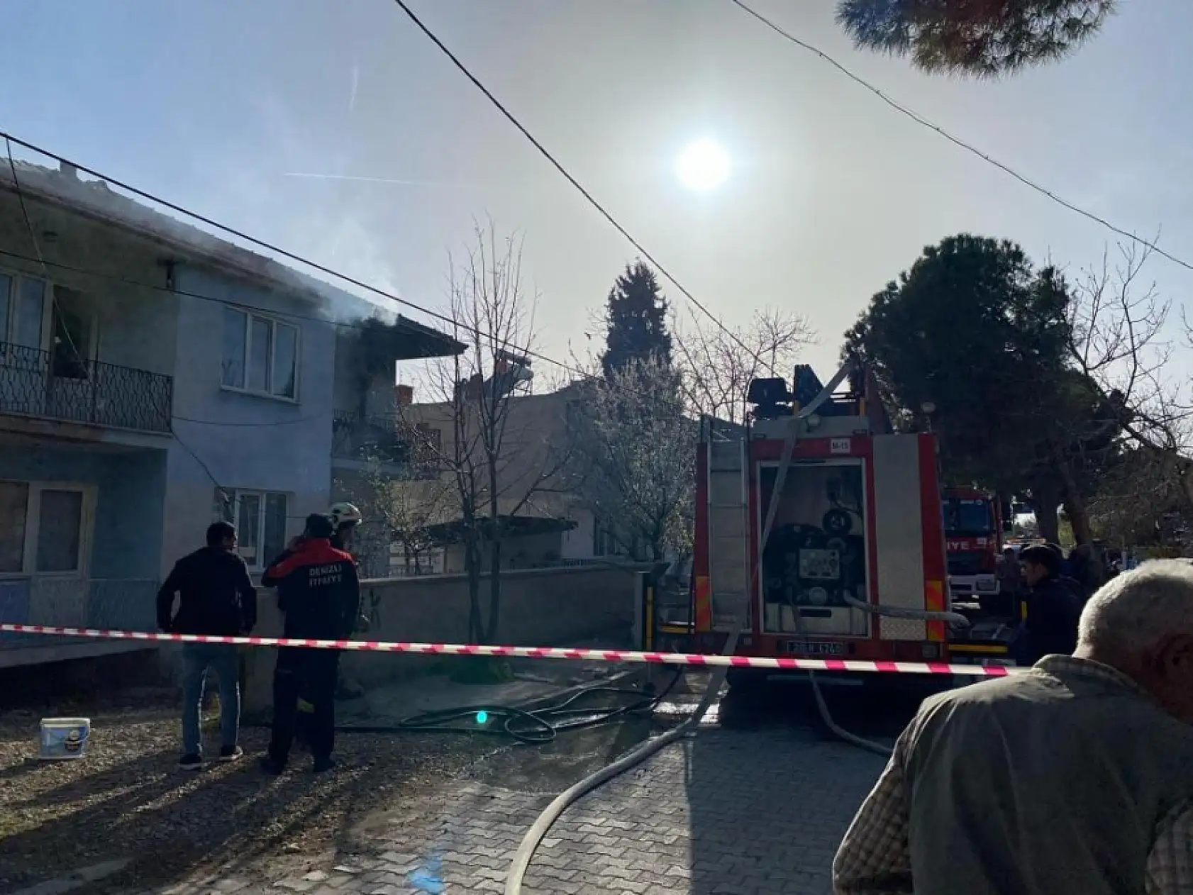 Elektrikli ısıtıcıdan çıkan yangın korkuttu