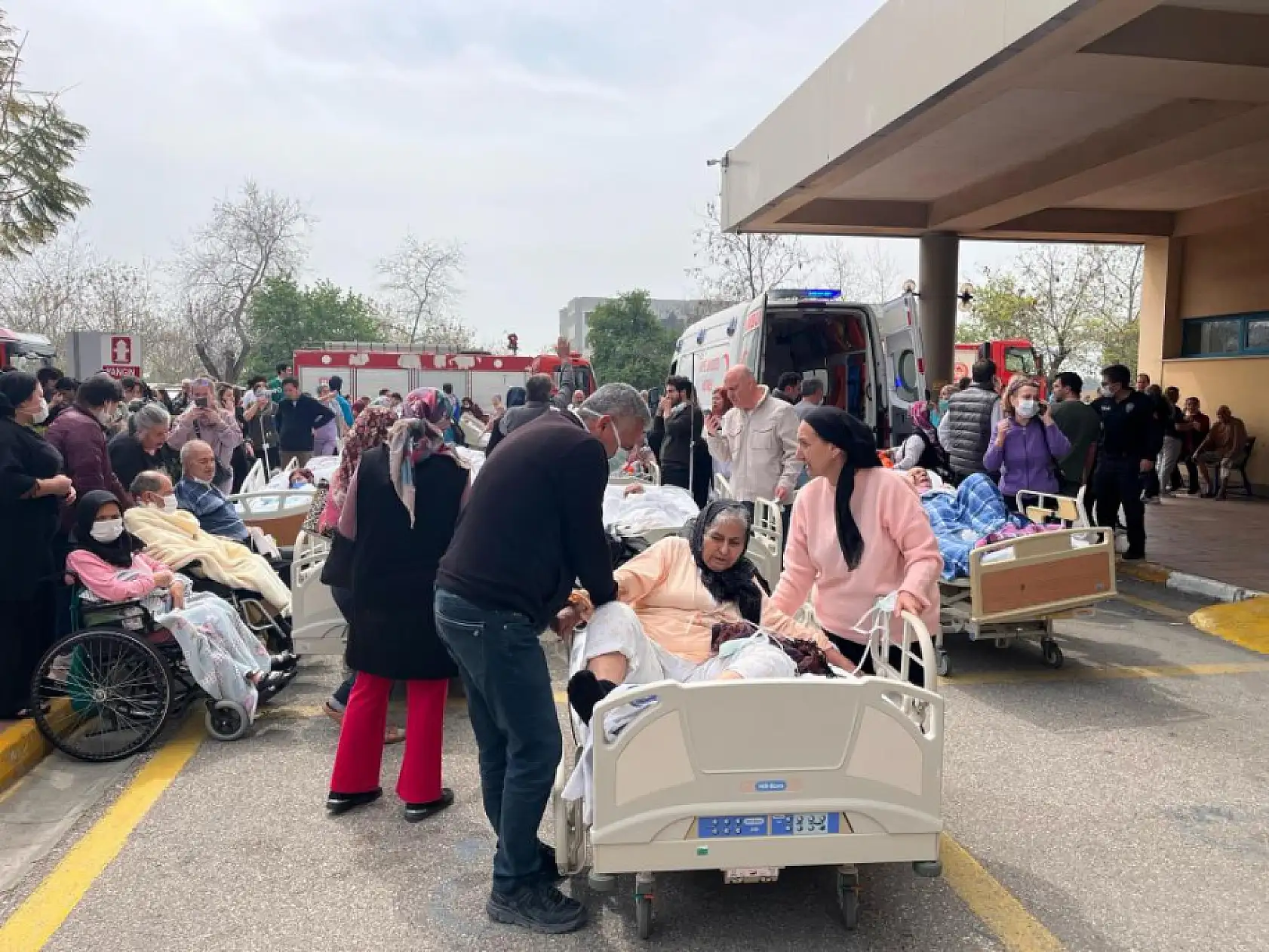 Akdeniz Üniversitesi Hastanesi Acil Servisi'nde yangın