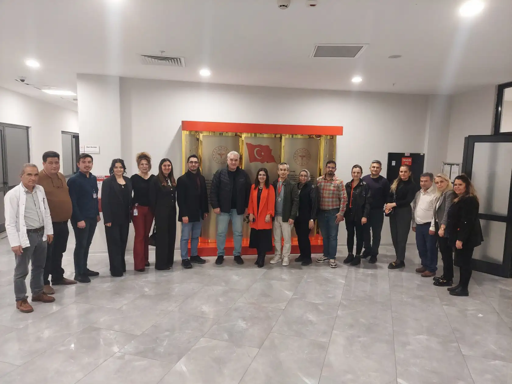 MEAH'ta yönetim ekibi, iftarda çalışanlarla bir araya geldi