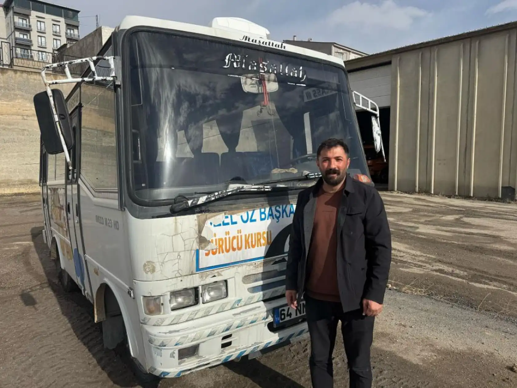 Bu takas sosyal medyayı salladı! Midibüs gitti, iPhone geldi