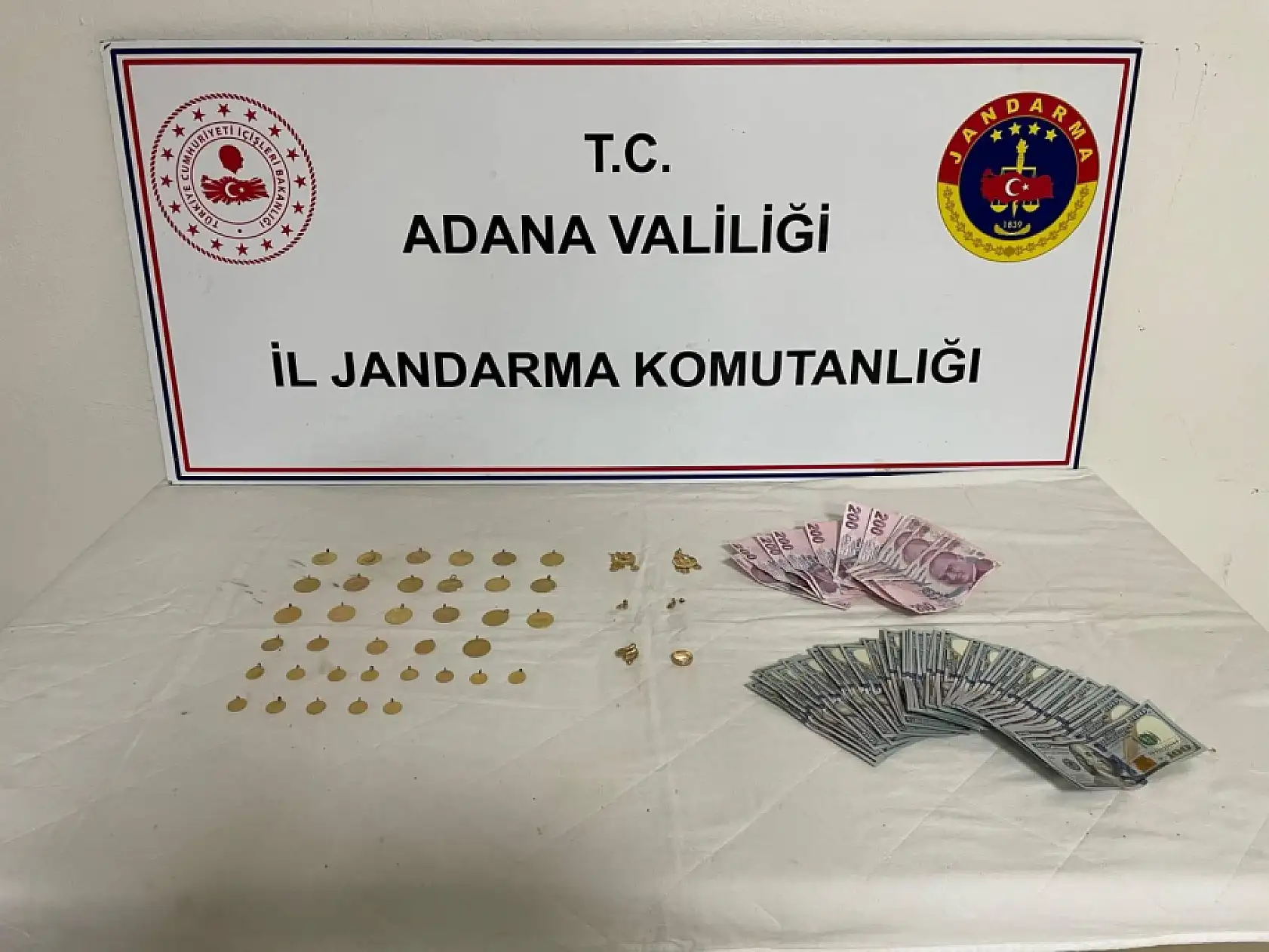 'Kocan elimizde' diyerek tarım işçisinin 8 yıllık birikimini çaldılar