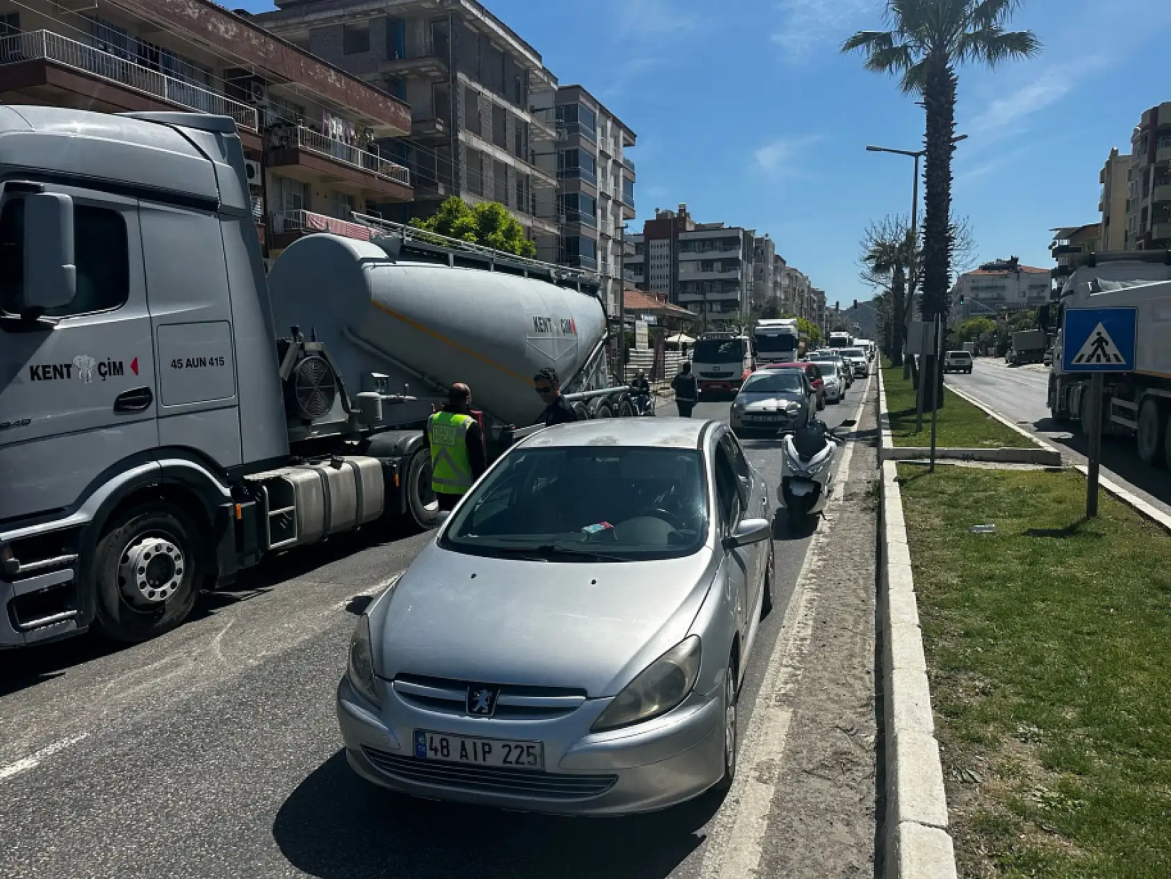 Milas'ta yaşanan kovalamaca sonucu 19 yıl hapis cezası bulunan şahıs yakalandı