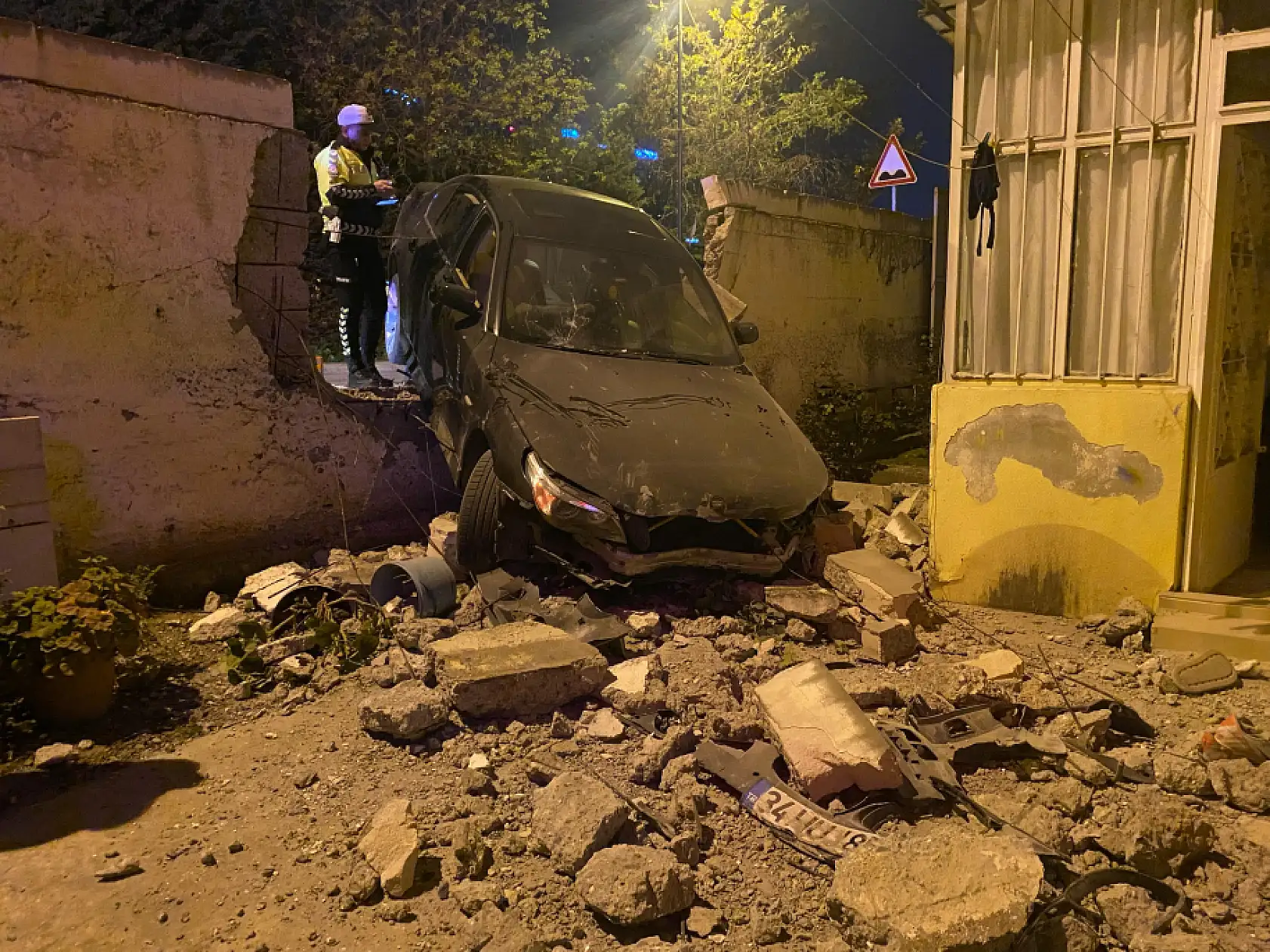 Altın Fiyatları 22 Nisan 2025: Gram altın, çeyrek altın, yarım altın, tam altın kaç TL?