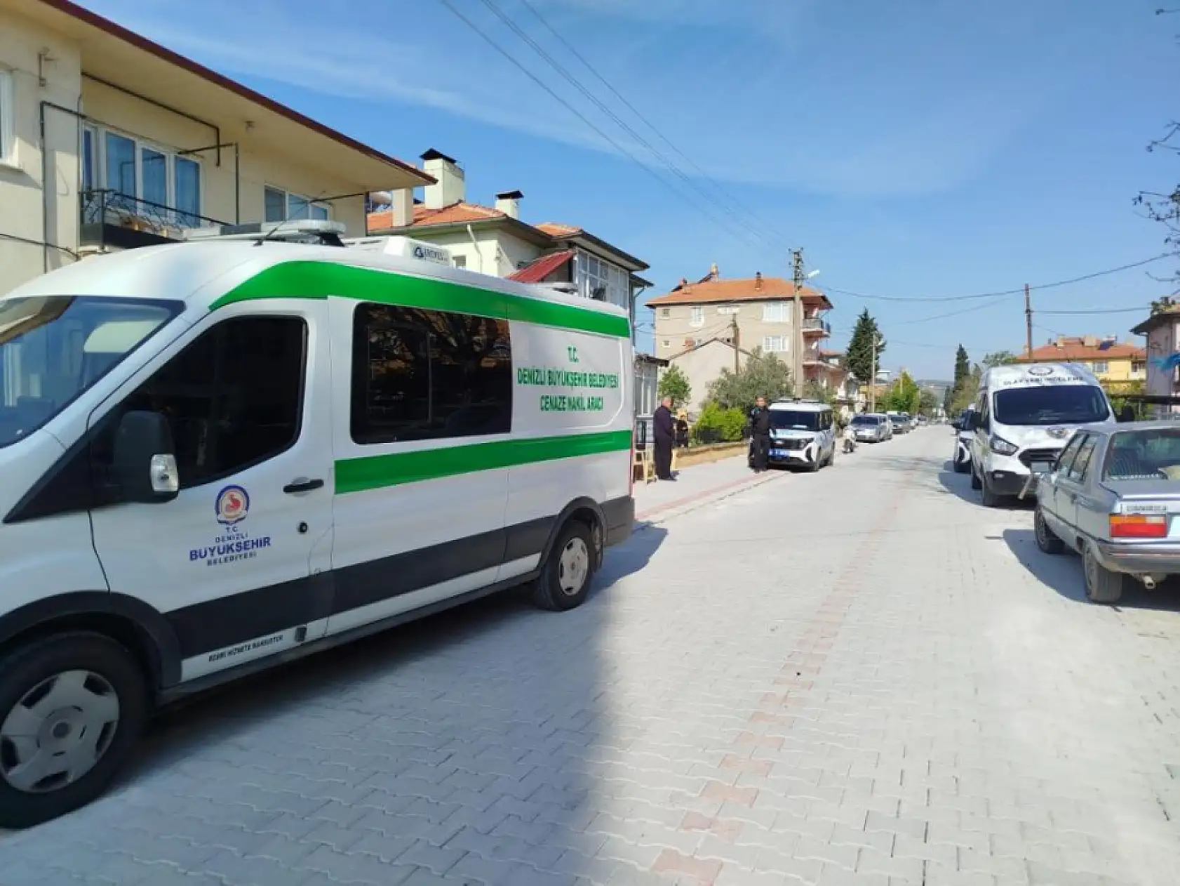 Çocukları uyandırmaya gitti, babalarını ölü buldu