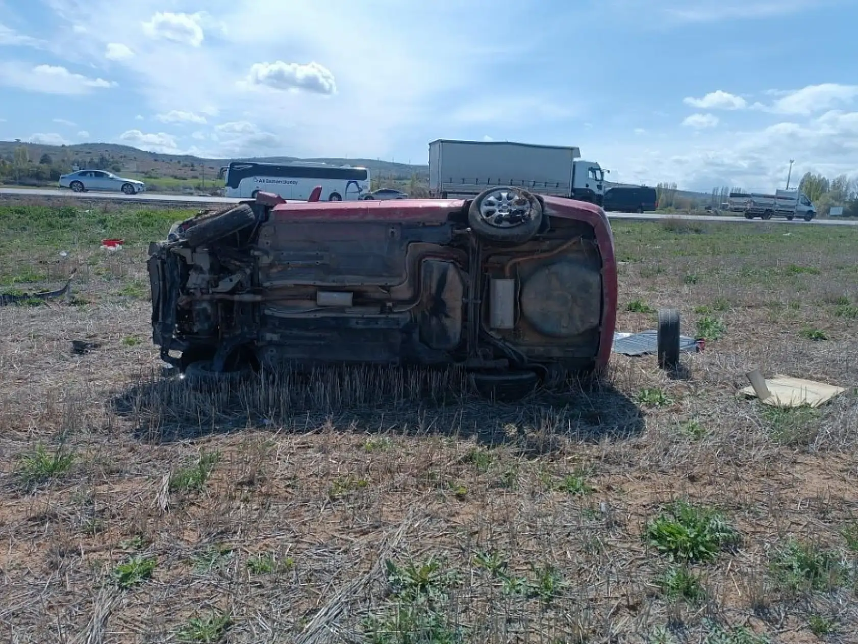 Gazeteci gittiği haberde, kaza yapanın oğlu olduğunu öğrendi