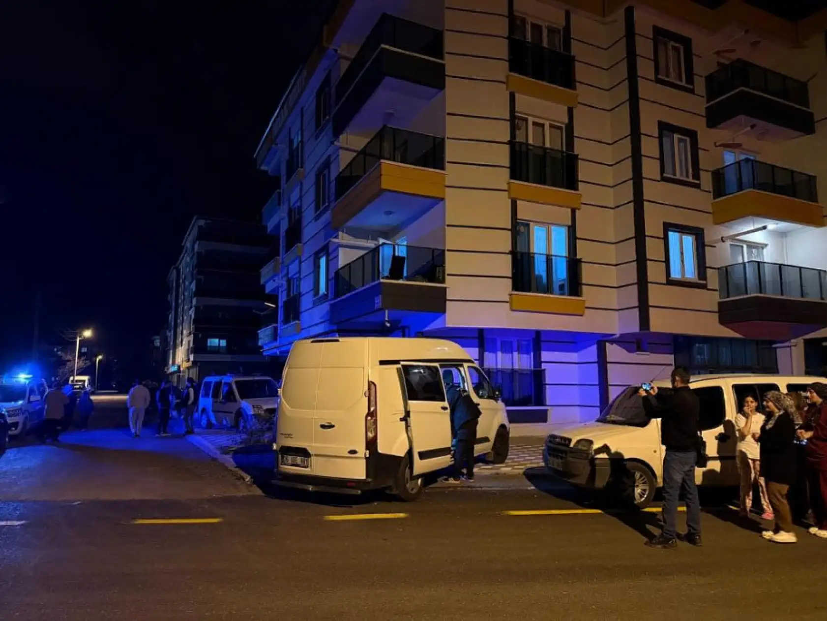 Komşu dehşeti: 21 yaşındaki genç kız öldürüldü