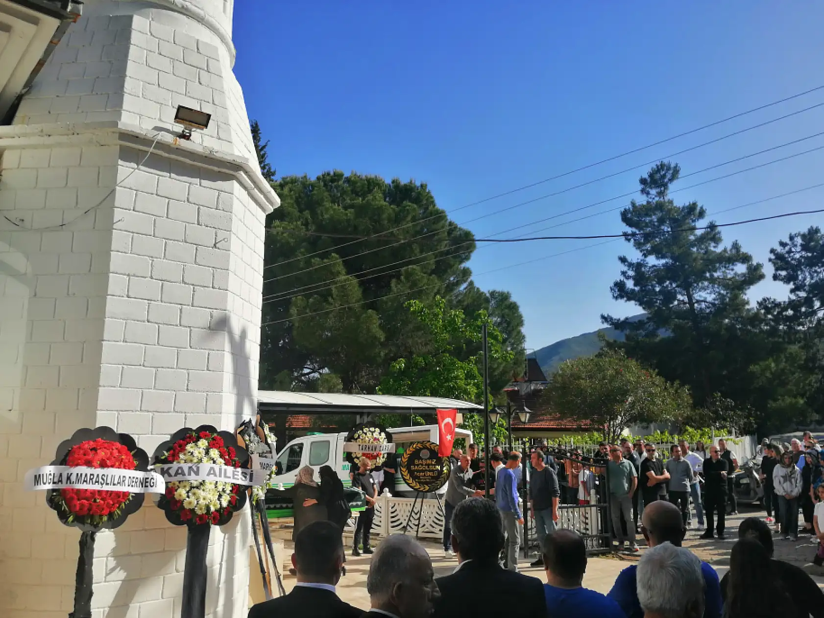 Motosikletin çarpması sonucu hayatını kaybeden 12 yaşındaki çocuk toprağa verildi