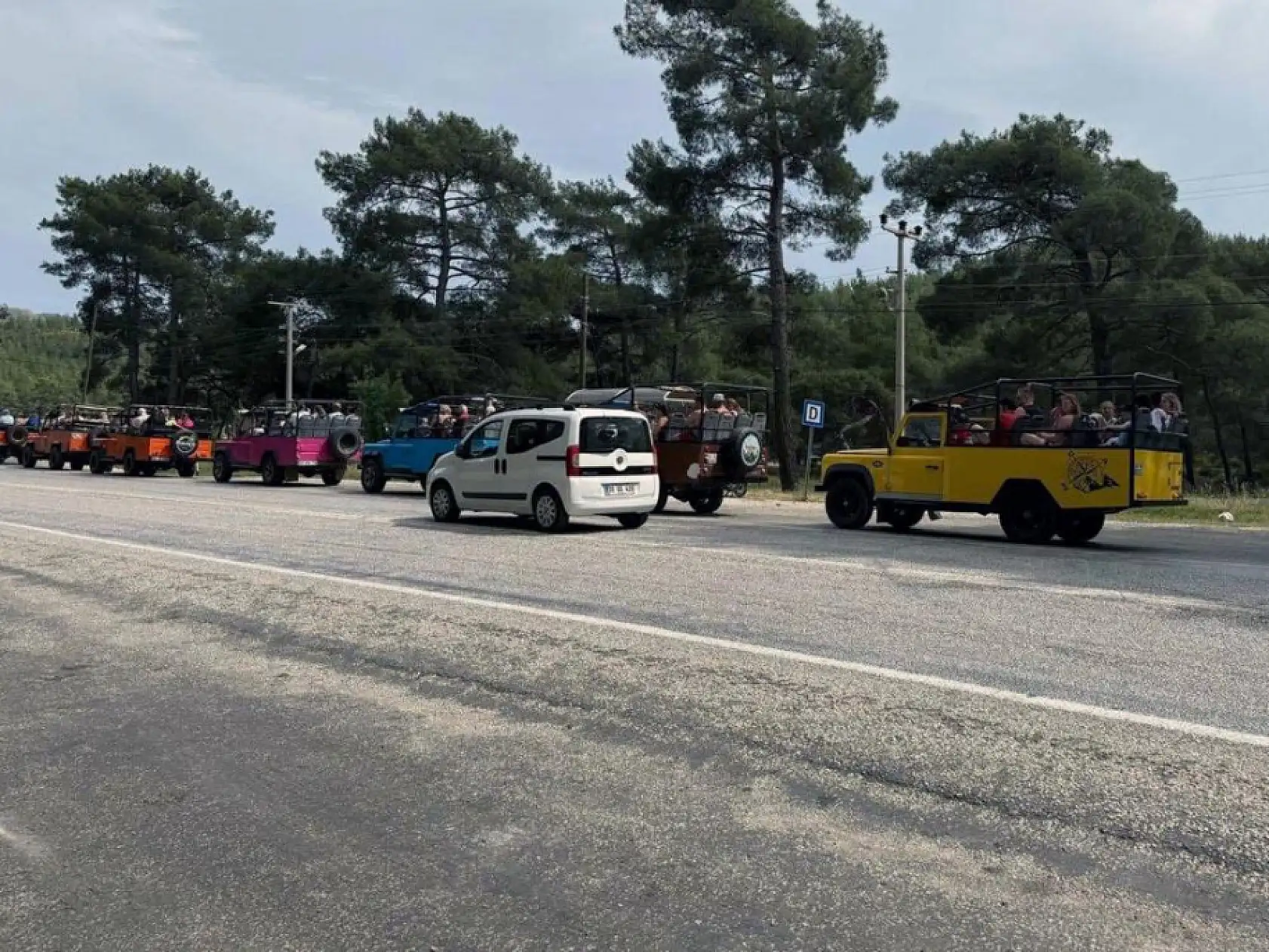 Marmaris'te Jeep Safari araçlarına Jandarma denetimi