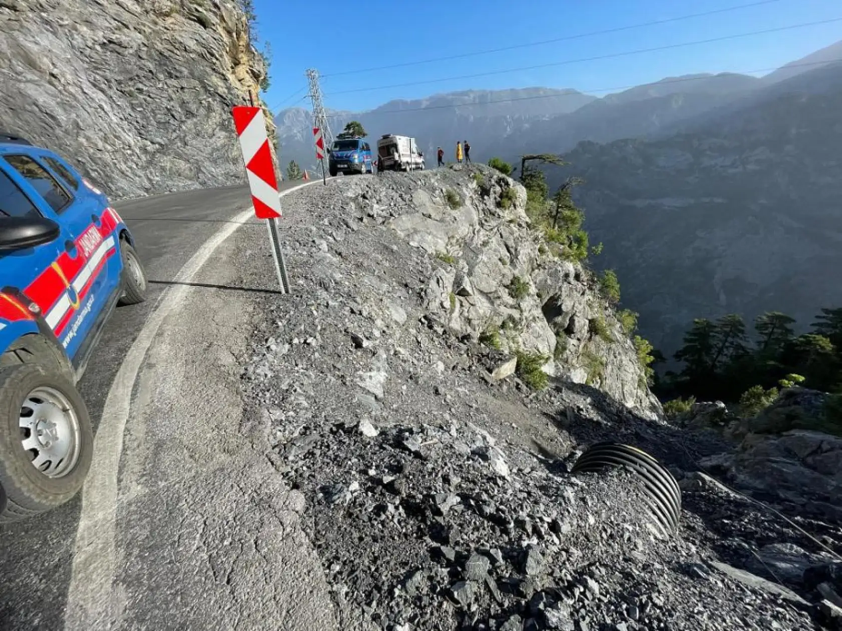 Aracı kontrolden çıktı, uçurumdan aşağı sürüklendi! 21 yaşındaki genç hayatını kaybetti