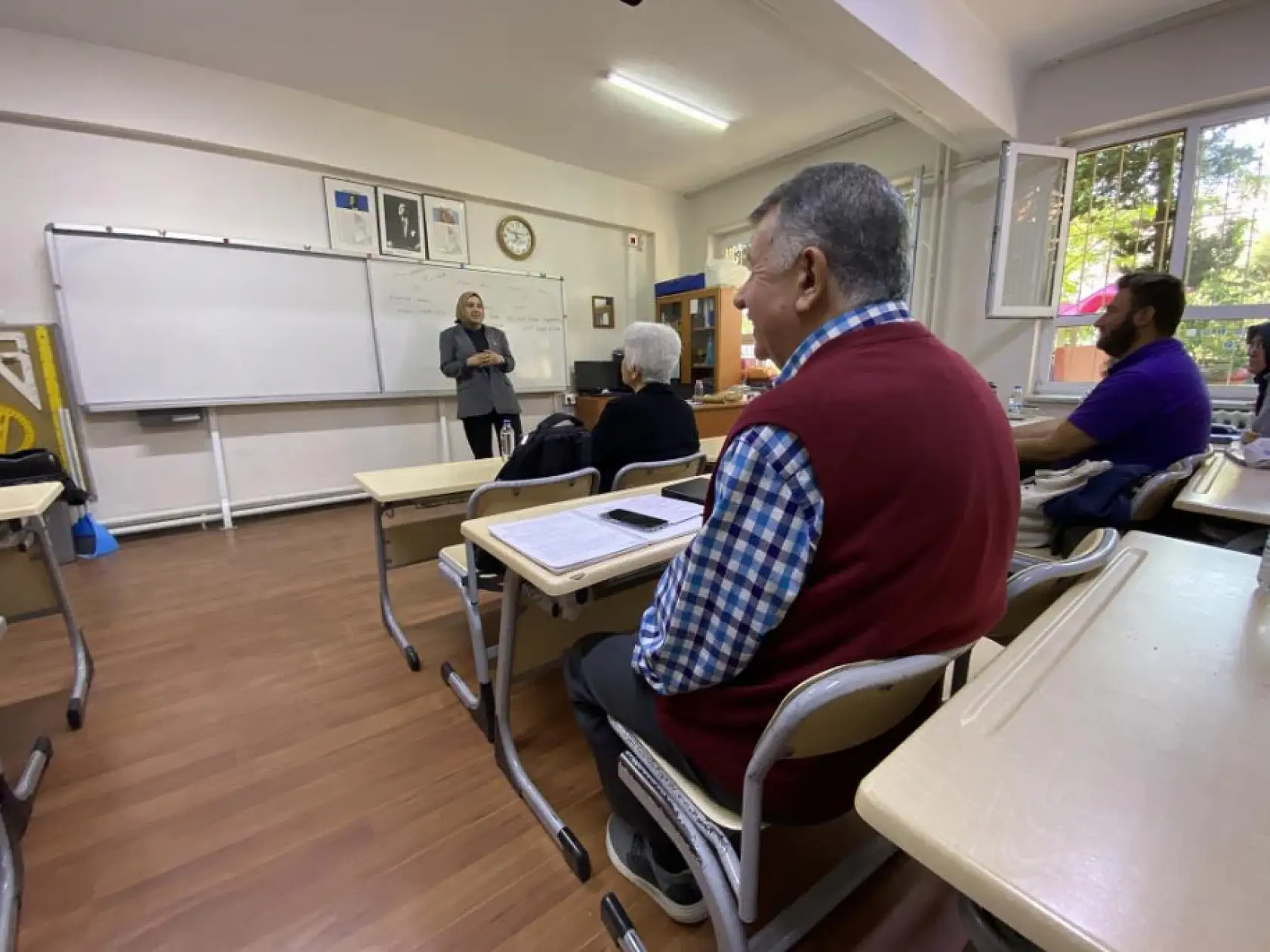 Duygulandıran hikâye: Torun sevgisi dede'ye Almanca öğretti