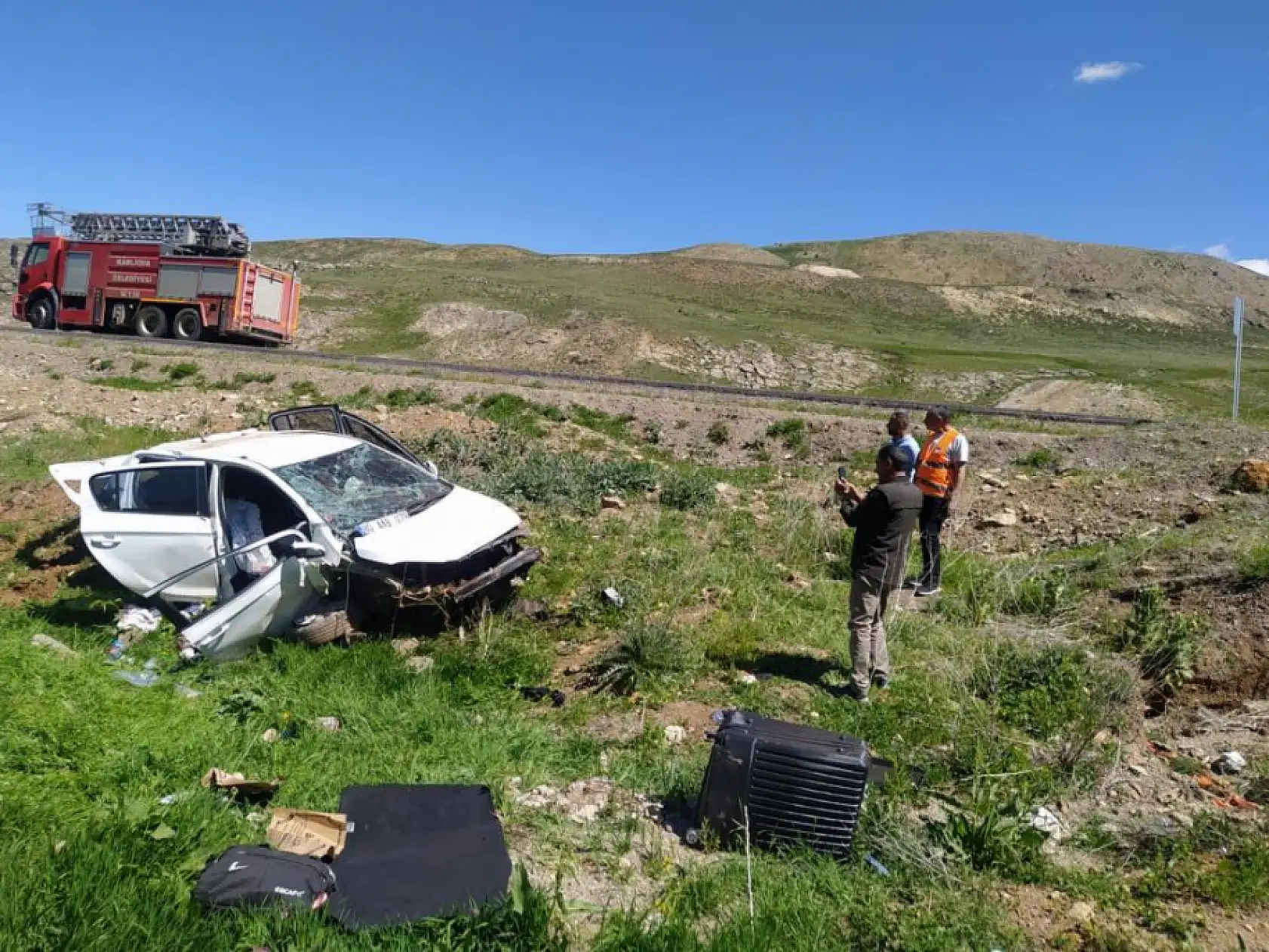 Feci trafik kazası: Baba öldü, eşi ve çocuğu yaralandı