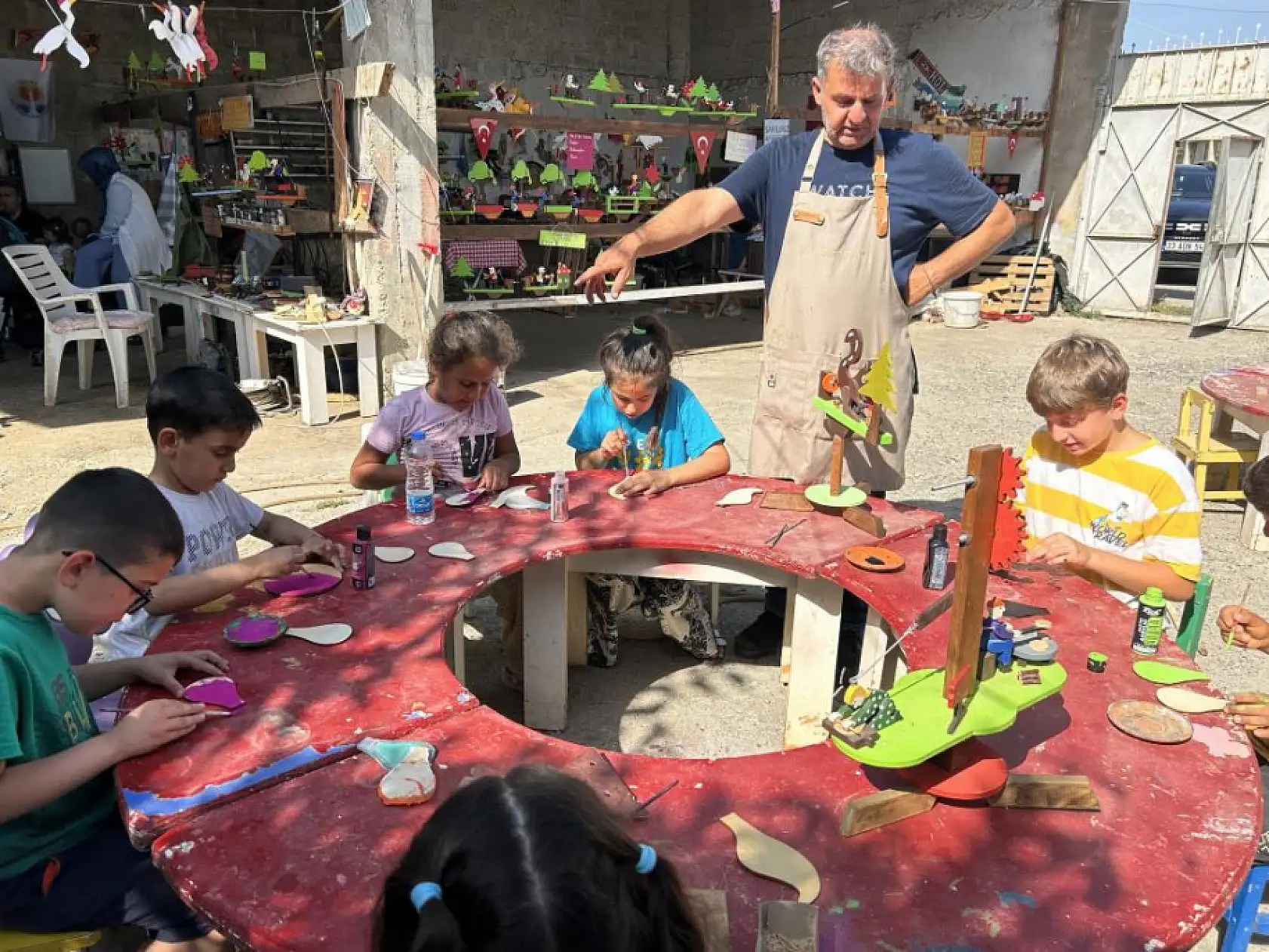 Sadece 13 yaşında! Hayallerini oyuncağa dönüştürüyor