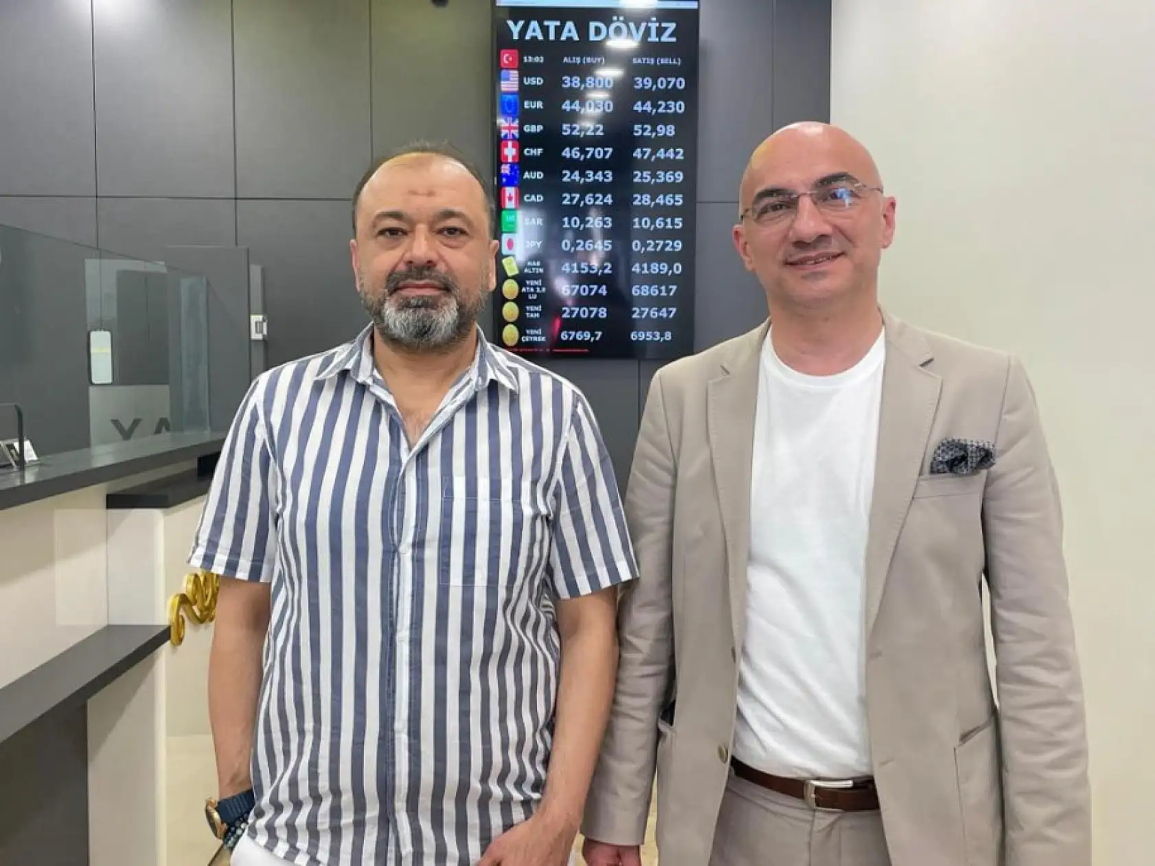Döviz Alırken 10 Bin TL Ceza Alabilirsiniz! Uzmanlar Uyardı