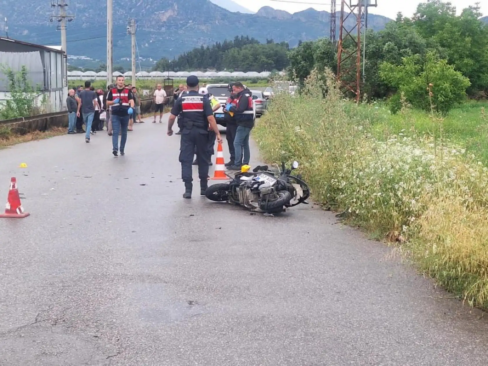 Otomobil ile motosiklet çarpıştı: 66 yaşındaki motosiklet sürücüsü hayatını kaybetti