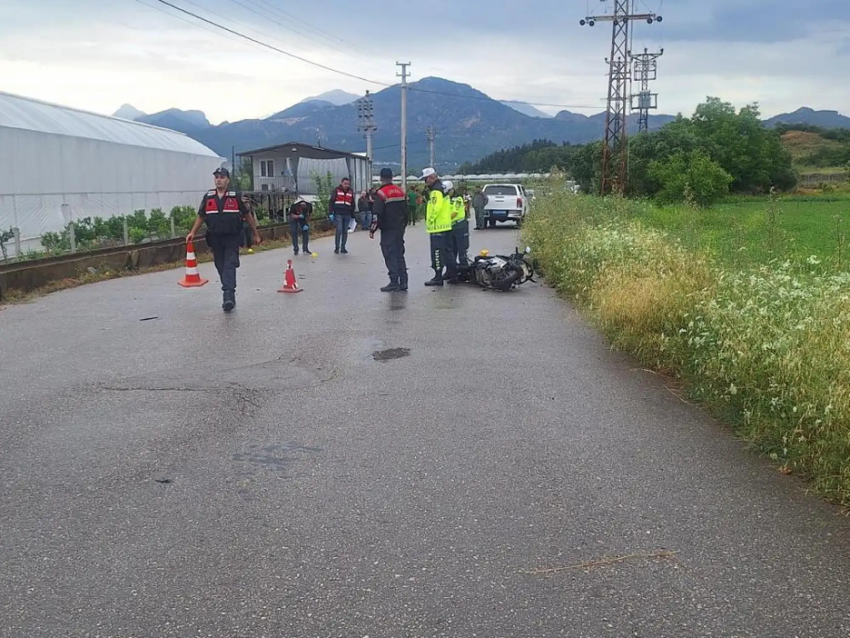 Otomobil ile motosiklet çarpıştı: 66 yaşındaki motosiklet sürücüsü hayatını kaybetti