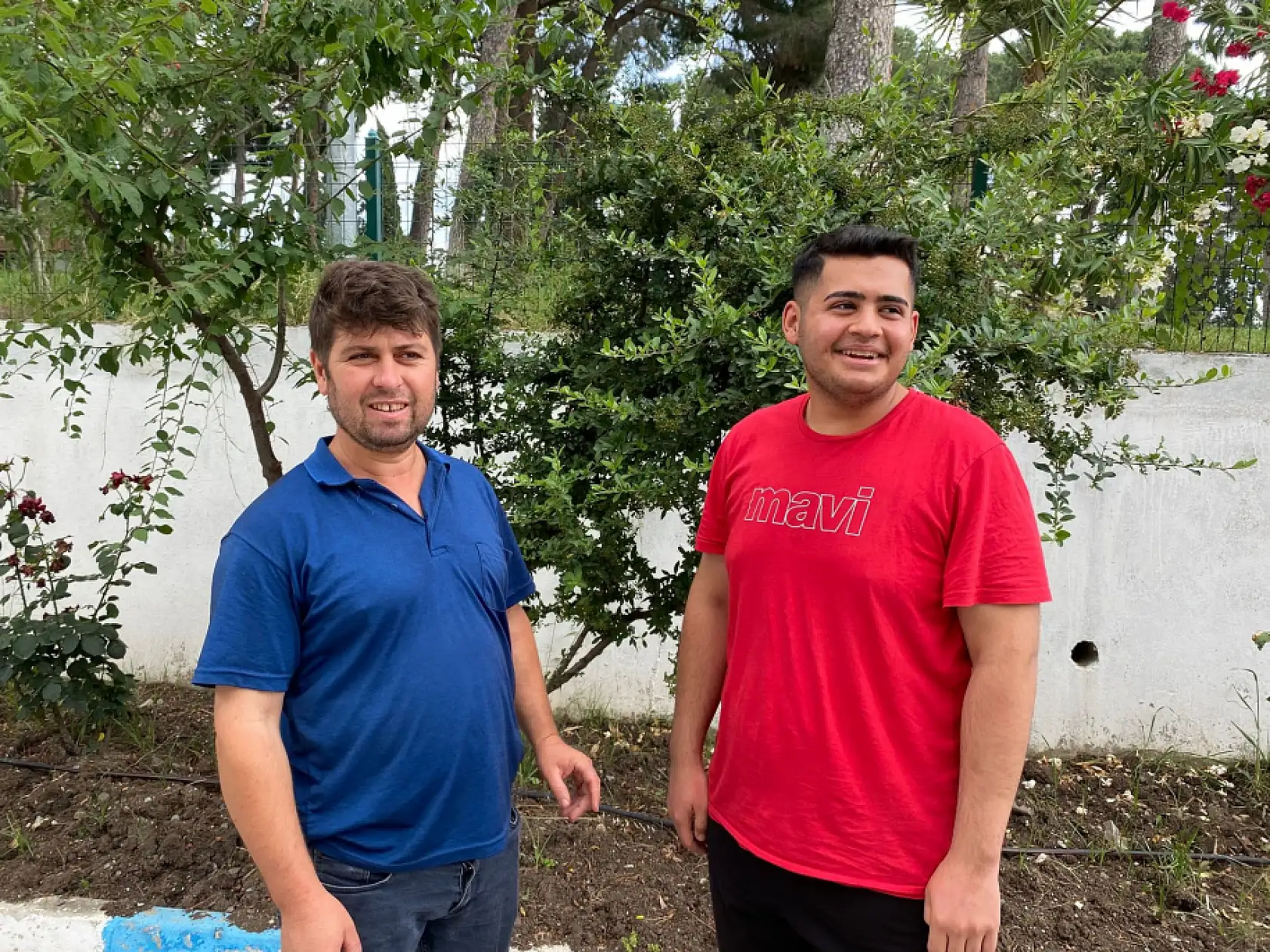 Yerde bulduğu 40 bin TL'lik altını sahibine teslim etti