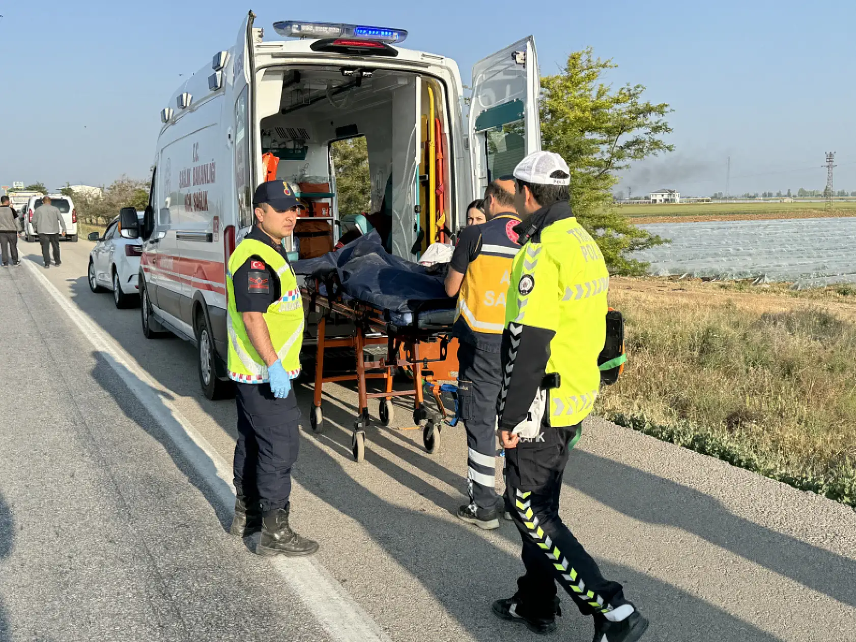Konya'da yolcu otobüsü devrildi: 1 ölü, 23 yaralı