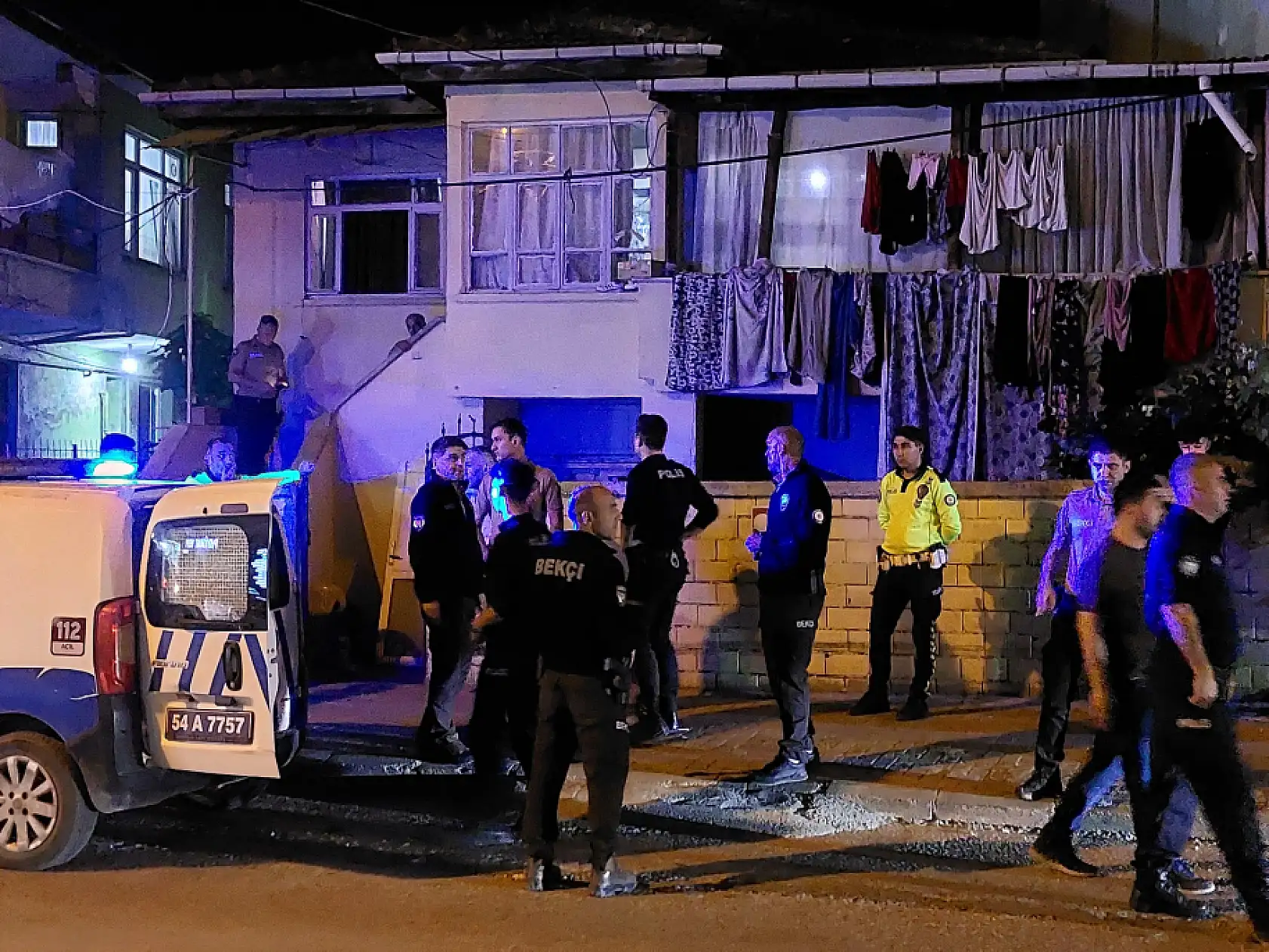 Tartıştığı kişilere bıçak çekmişti, sınır dışı edildi