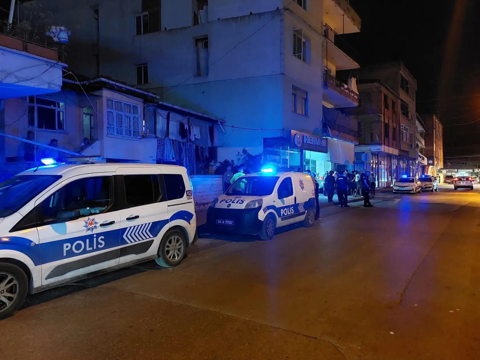 Tartıştığı kişilere bıçak çekmişti, sınır dışı edildi