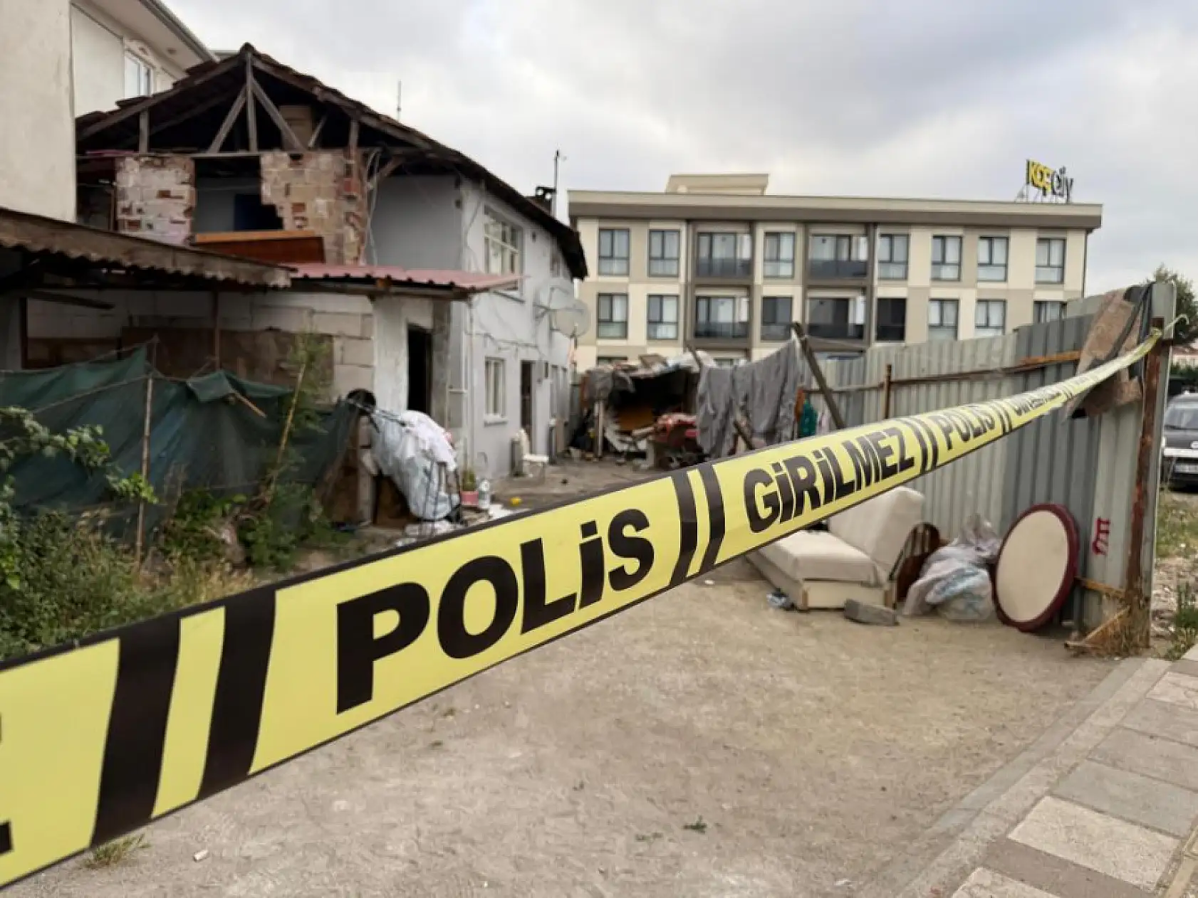 Eski kocası tarafından silahla vurulan kadın hastanede hayatını kaybetti