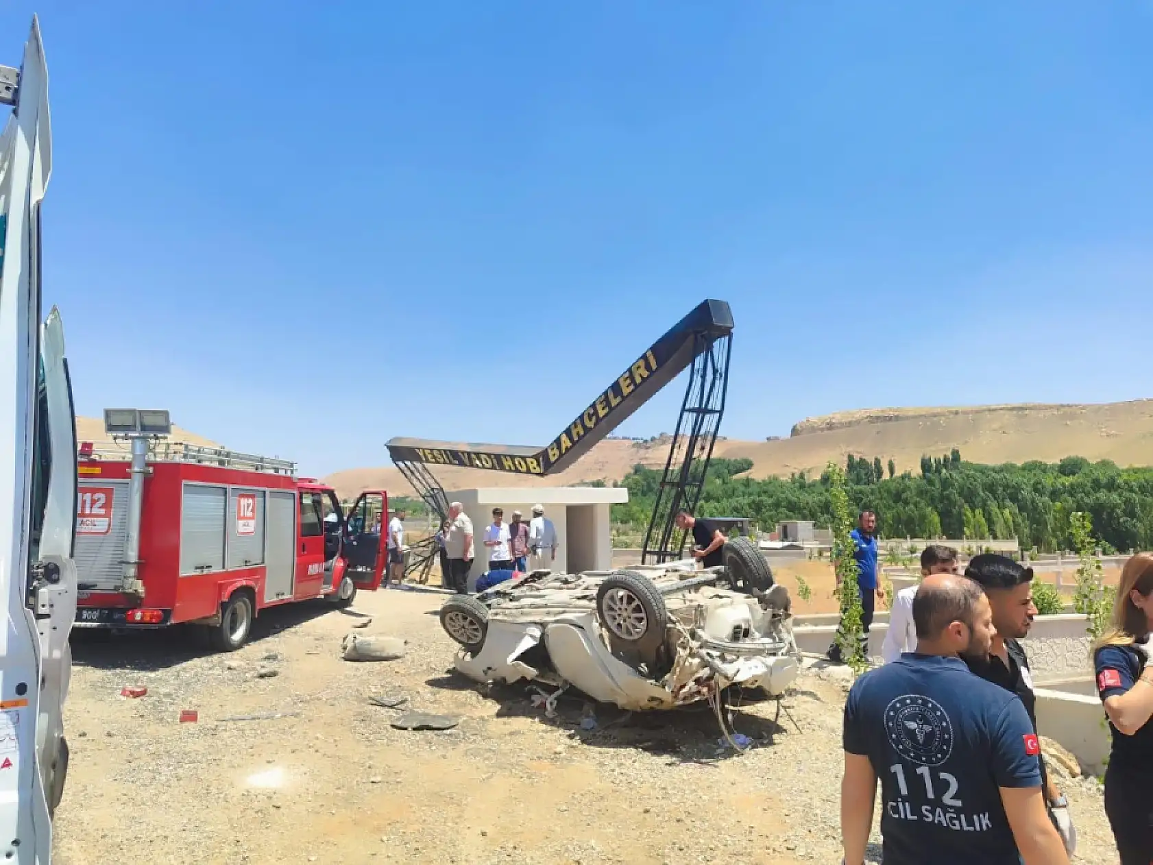 Kontrolden çıkan otomobil şarampole yuvarlandı: 1 ölü, 1 yaralı