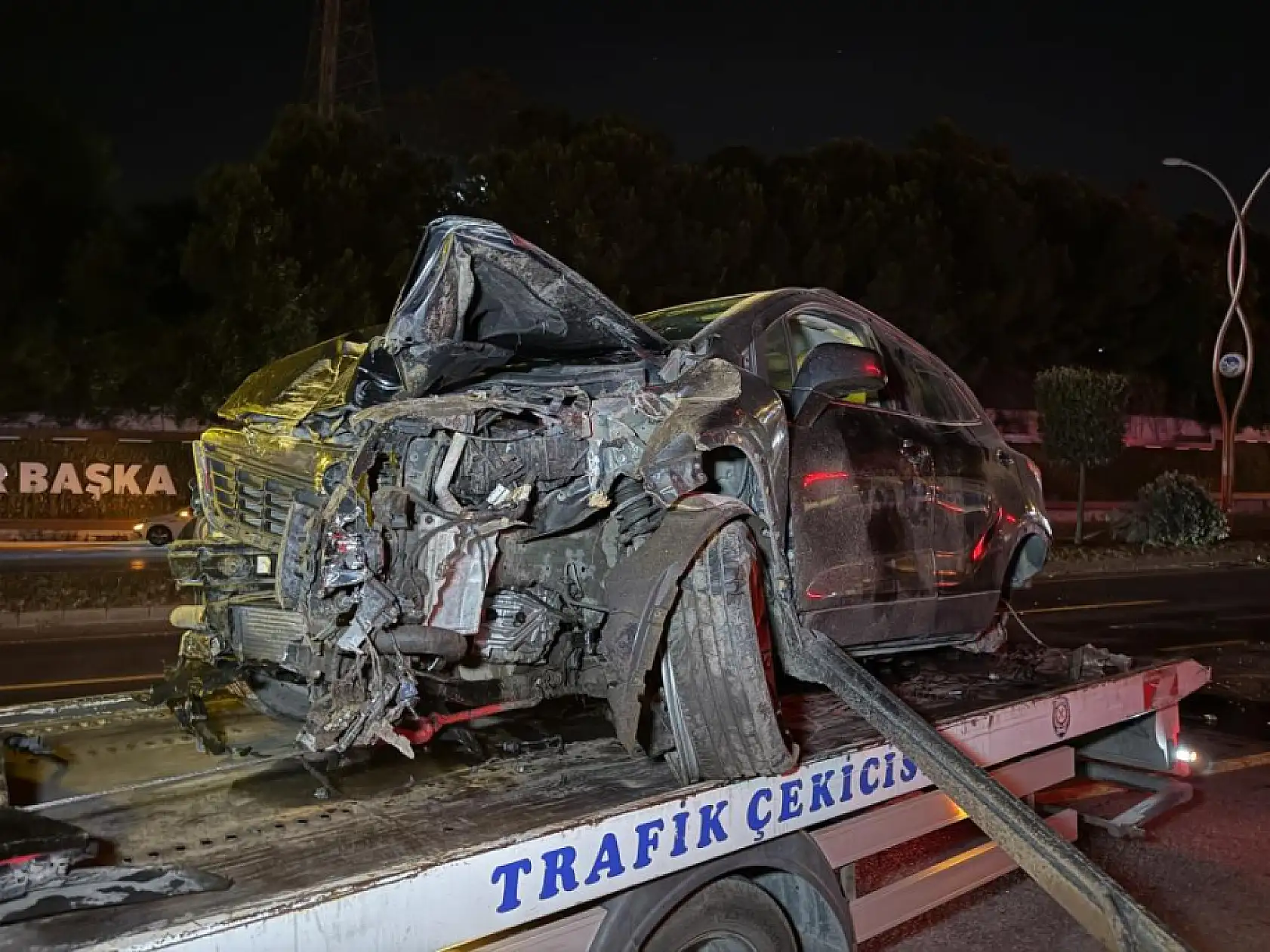 Alkollü sürücü dehşet saçtı: Karşı şeride geçti, ortalık savaş alanına döndü