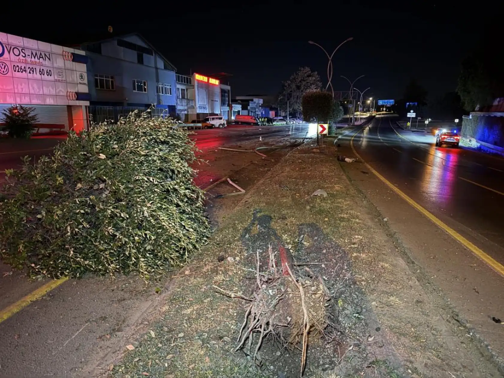 Alkollü sürücü dehşet saçtı: Karşı şeride geçti, ortalık savaş alanına döndü