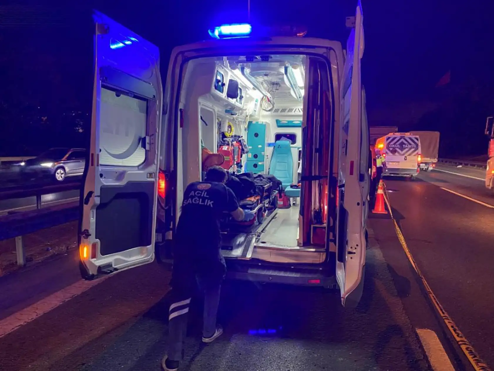 Otoyoldan geçmeye çalışan yaya otomobilin çarpmasıyla can verdi