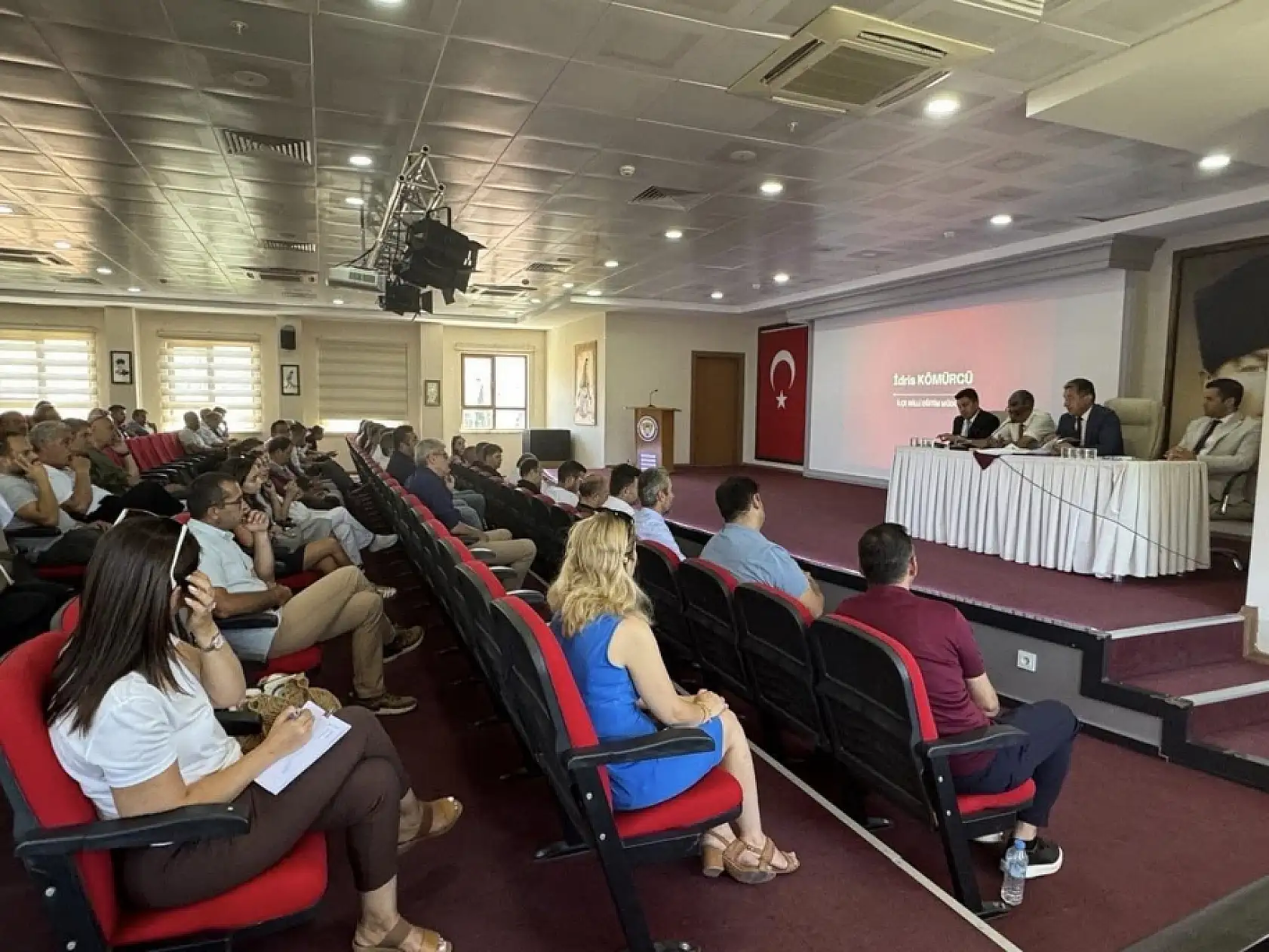 2024-2025 eğitim öğretim yılı dönem sonu müdürler kurulu toplantısı gerçekleştirildi