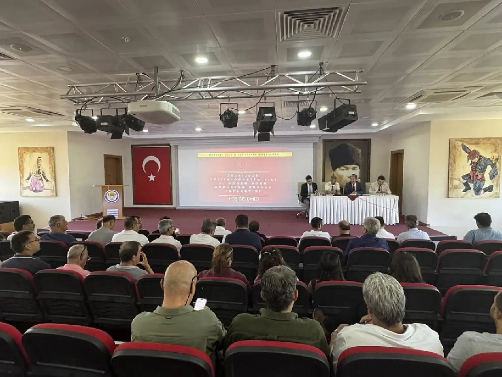 2024-2025 eğitim öğretim yılı dönem sonu müdürler kurulu toplantısı gerçekleştirildi