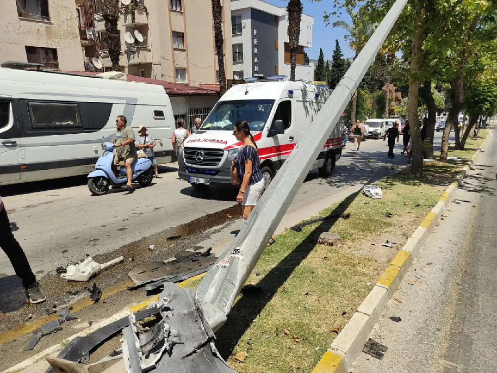 Freni tutmayan araç kazaya neden oldu: 5 yaralı