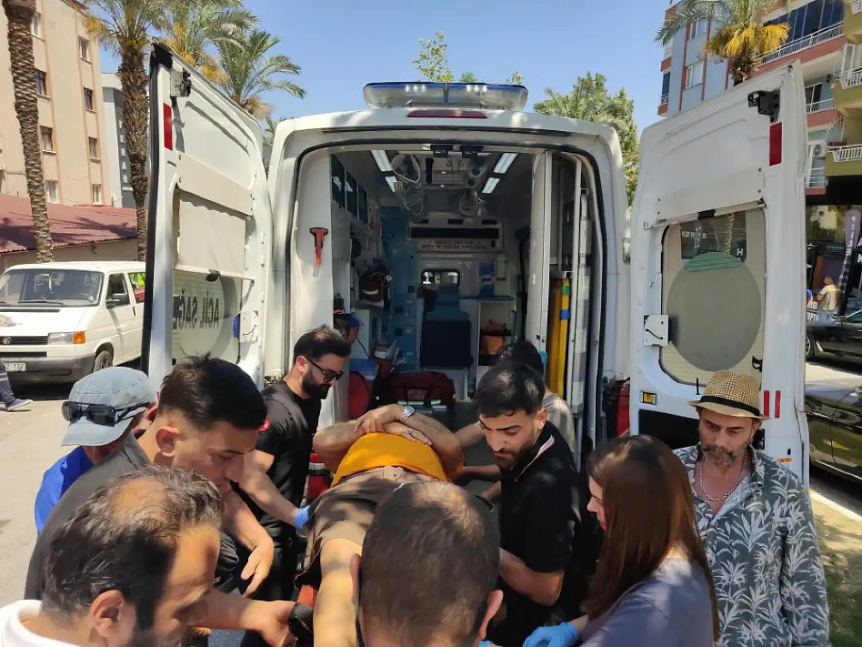 Freni tutmayan araç kazaya neden oldu: 5 yaralı