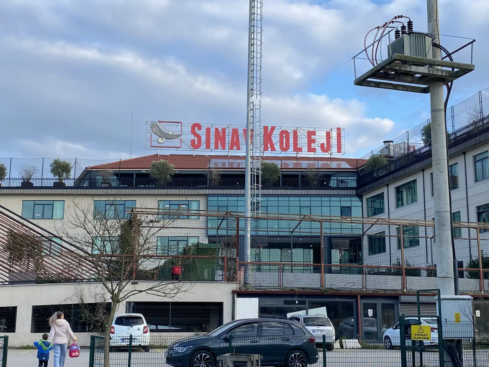 Öğrencilerini istismar ettiği iddia edilen öğretmen hakim karşısında: 'Sonunuz Narin gibi olur' diye tehdit etmiş