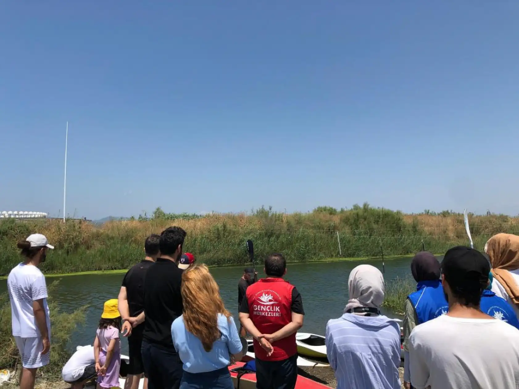 Muğla'da gençlerden örnek davranış: Dalaman ve Ortaca'da çevre temizliği