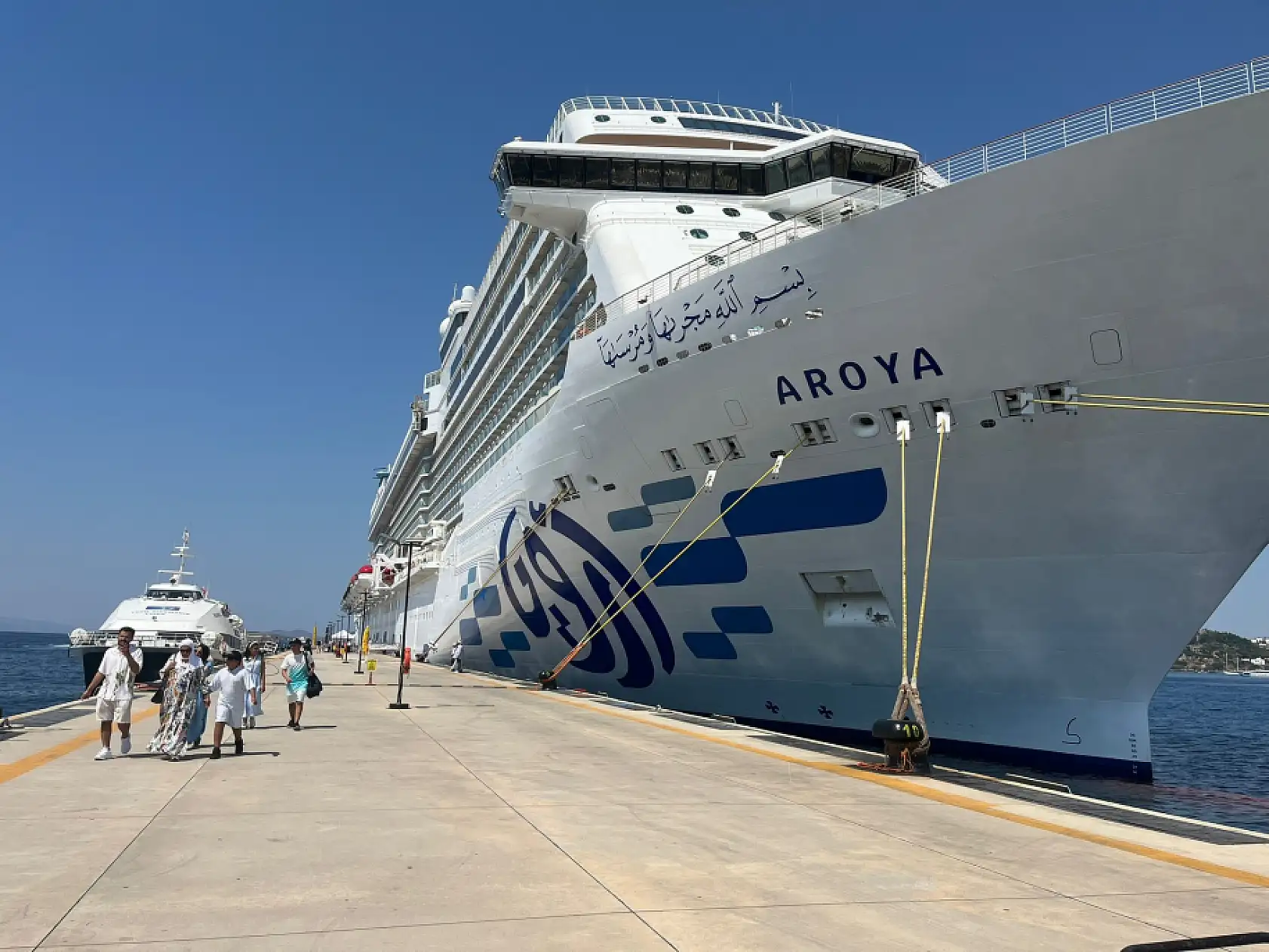 Aroya Bodrum'a 608 yolcu getirdi