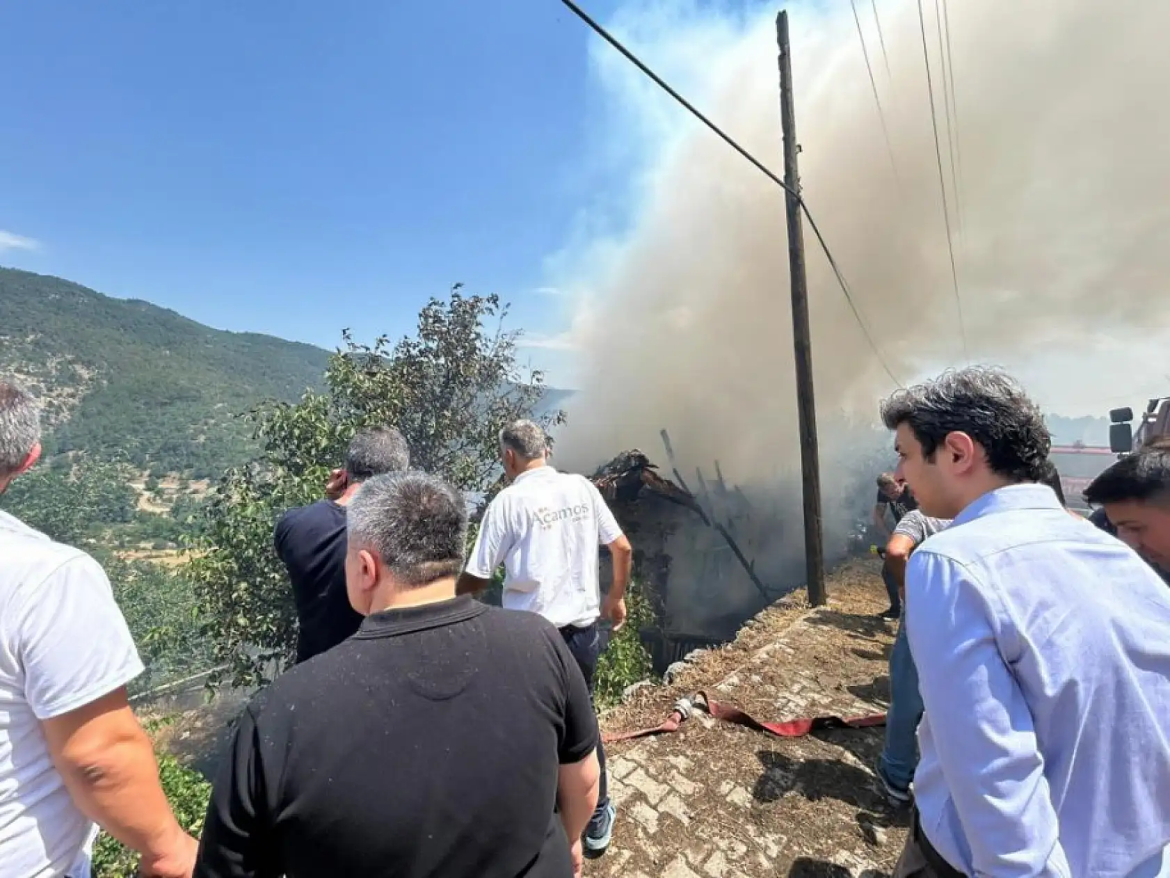 100 Yıllık Miras Alevlere Teslim! Antalya'da Düğmeli Evler Kül Oldu