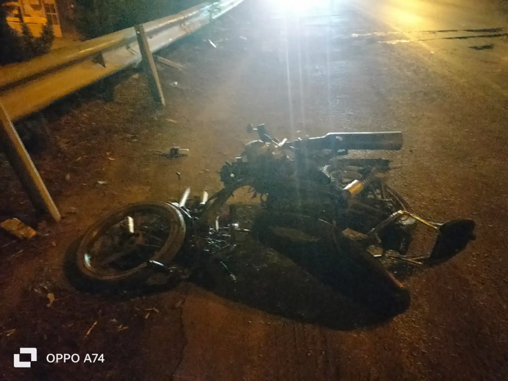 Motosikletle otomobil kaza yaptı: 1ölü, 1 yaralı