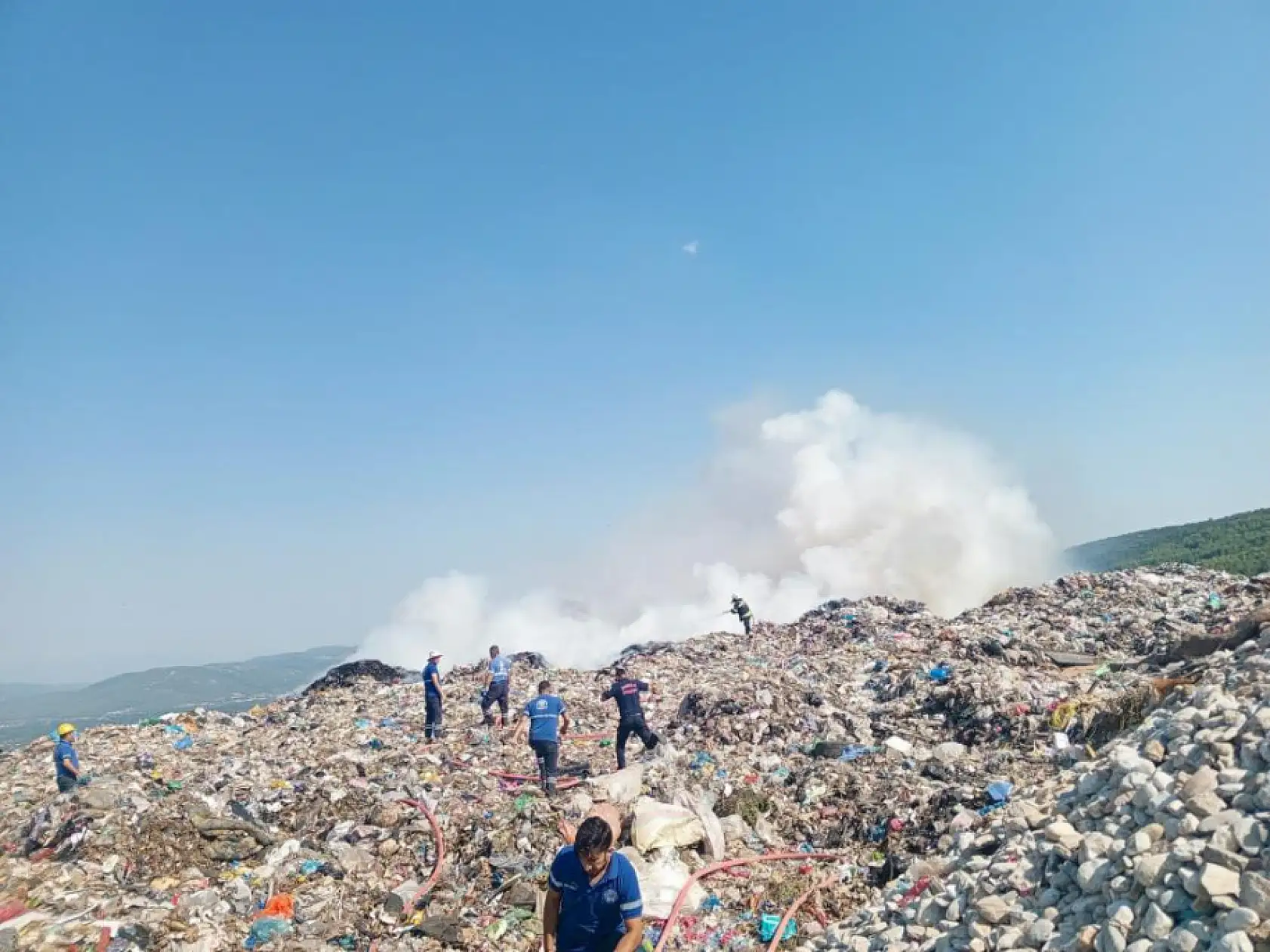 Muğla'da çöplük yangını kontrol altına alındı